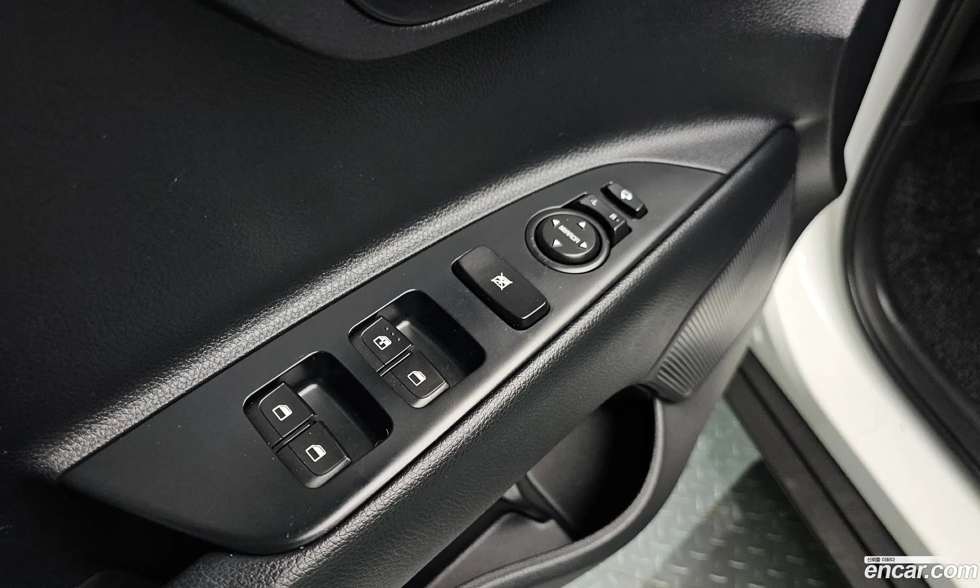 Kia Stonic 2019 — 8