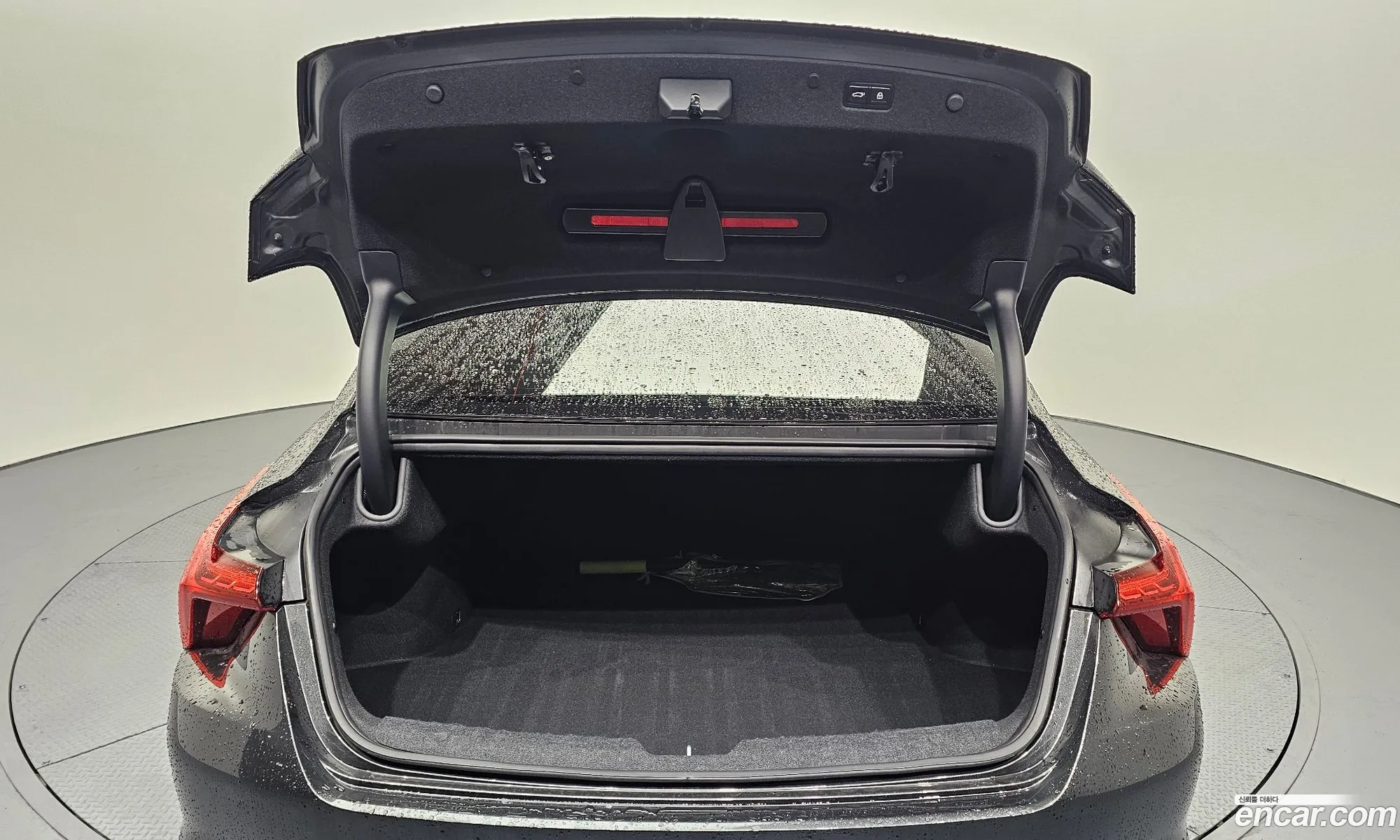 Kia K8 Hybrid 2023 — 19