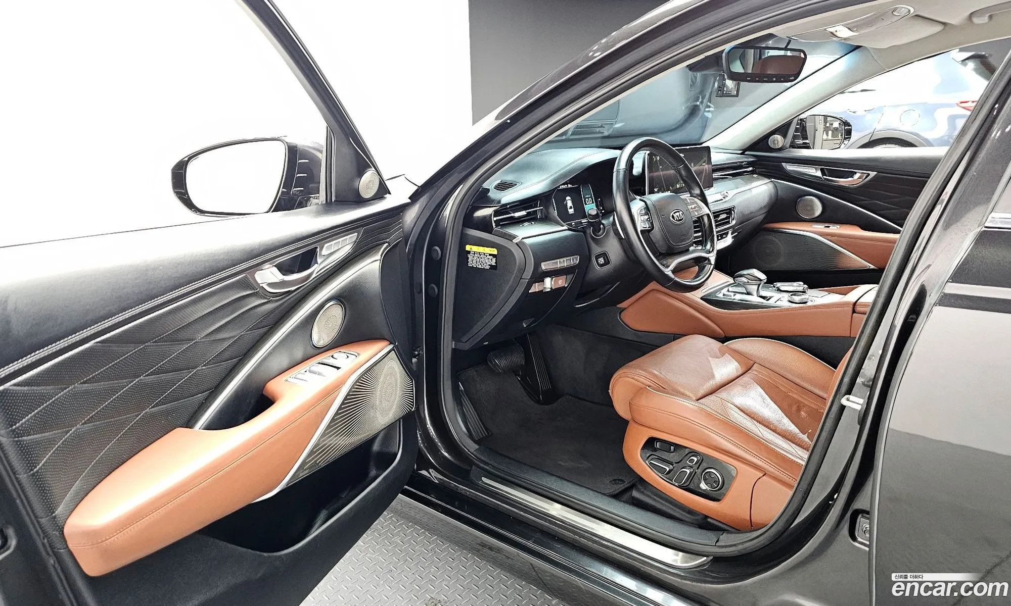 Kia The K9 2019 — 13