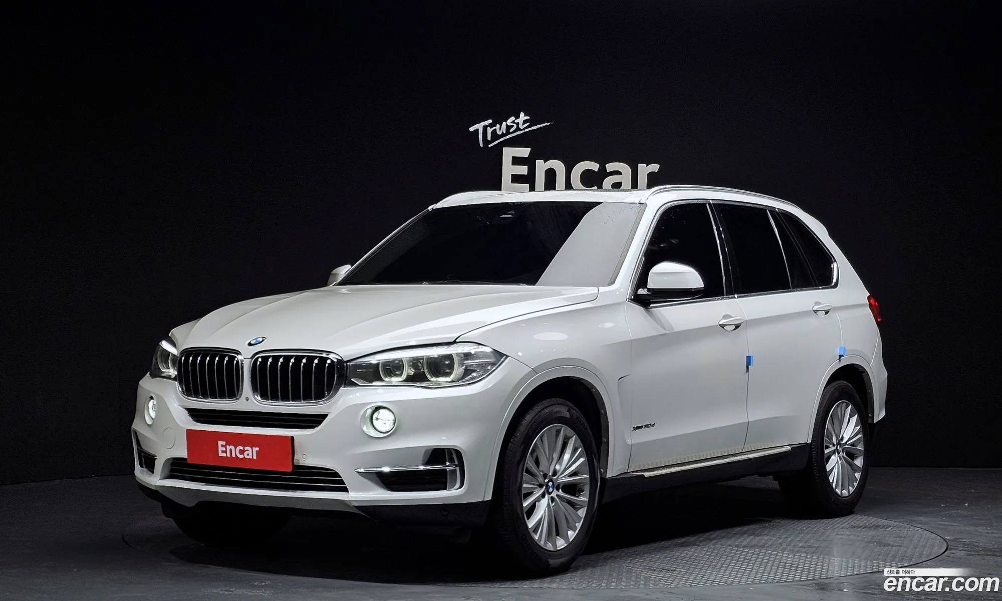 BMW X5 2017 — 2