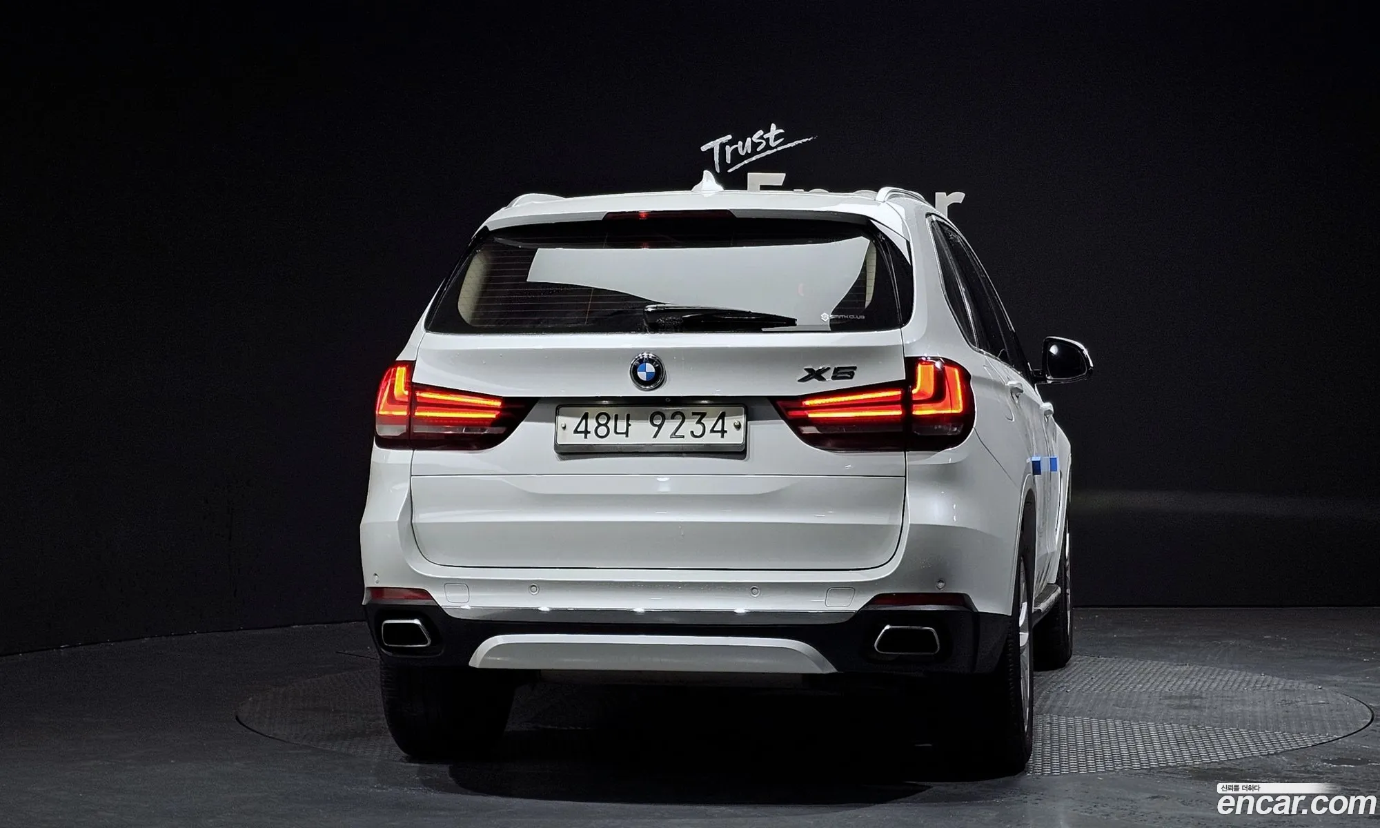 BMW X5 2017 — 16