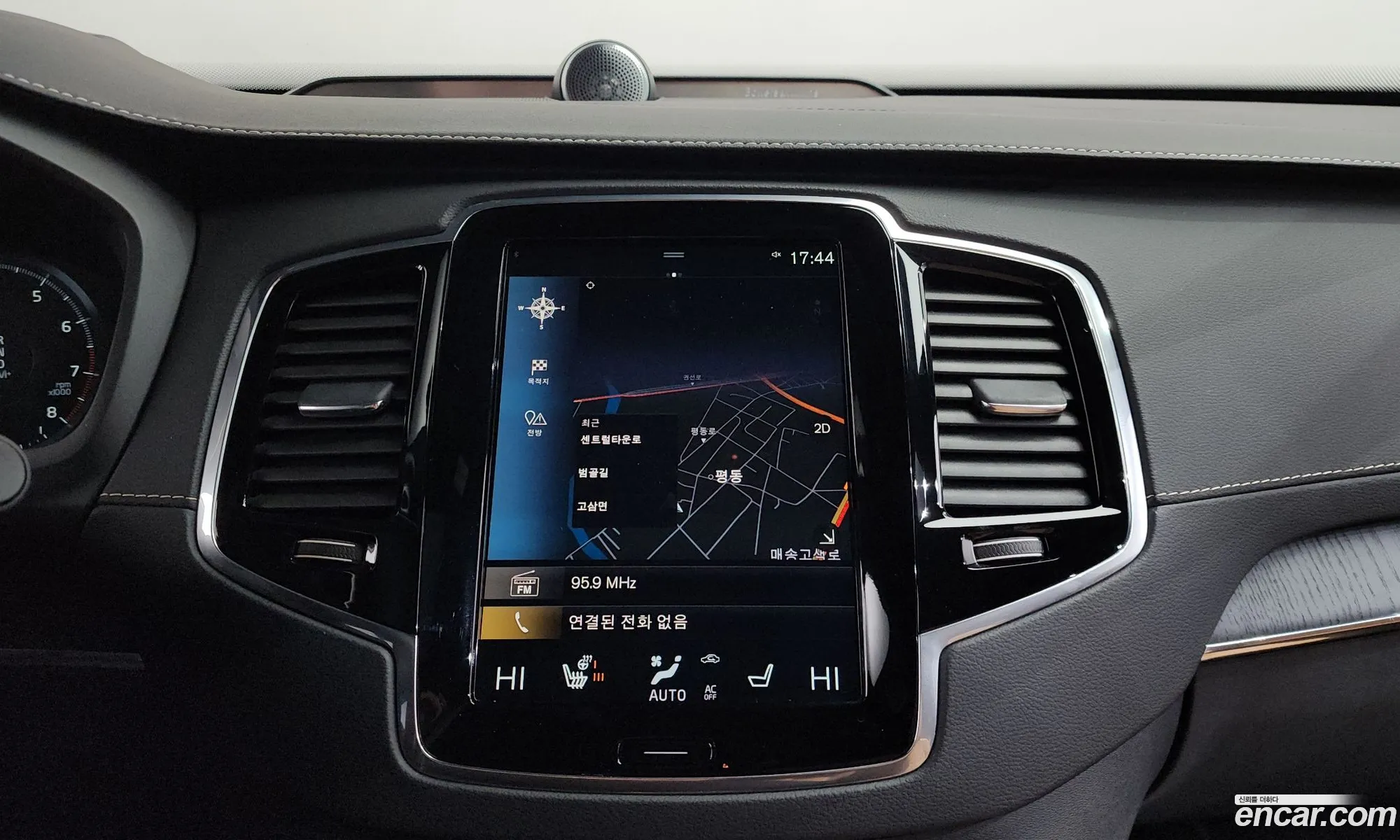 Volvo XC90 2022 YV1LF062CN1834403 — 19