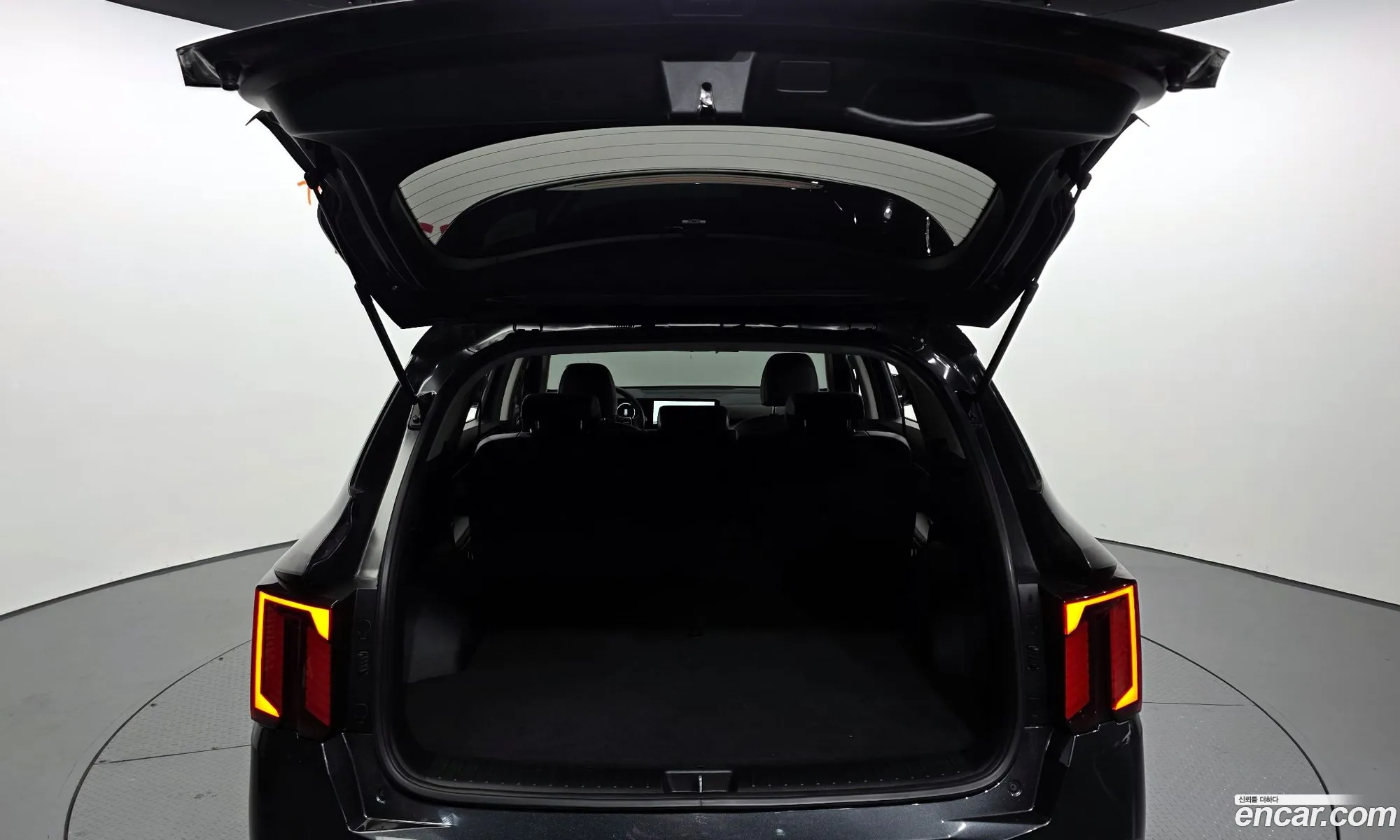 Kia Sorento 2023 — 4