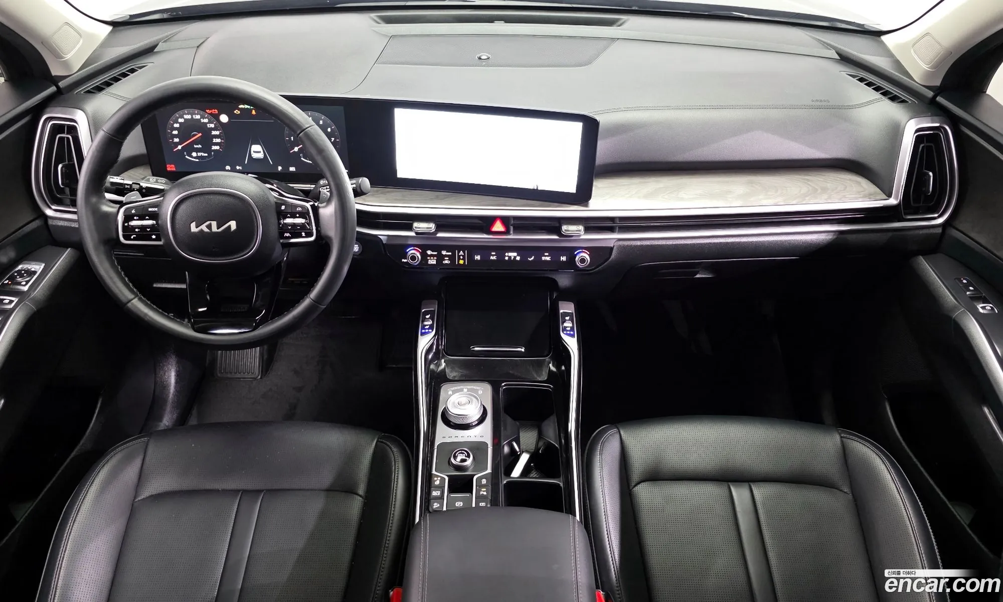 Kia Sorento 2023 — 11