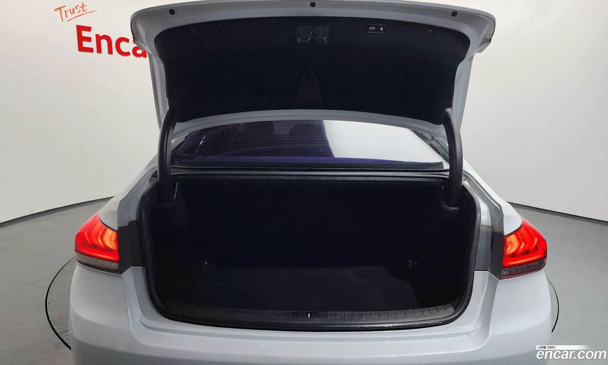 Hyundai Genesis DH 2015 — 4