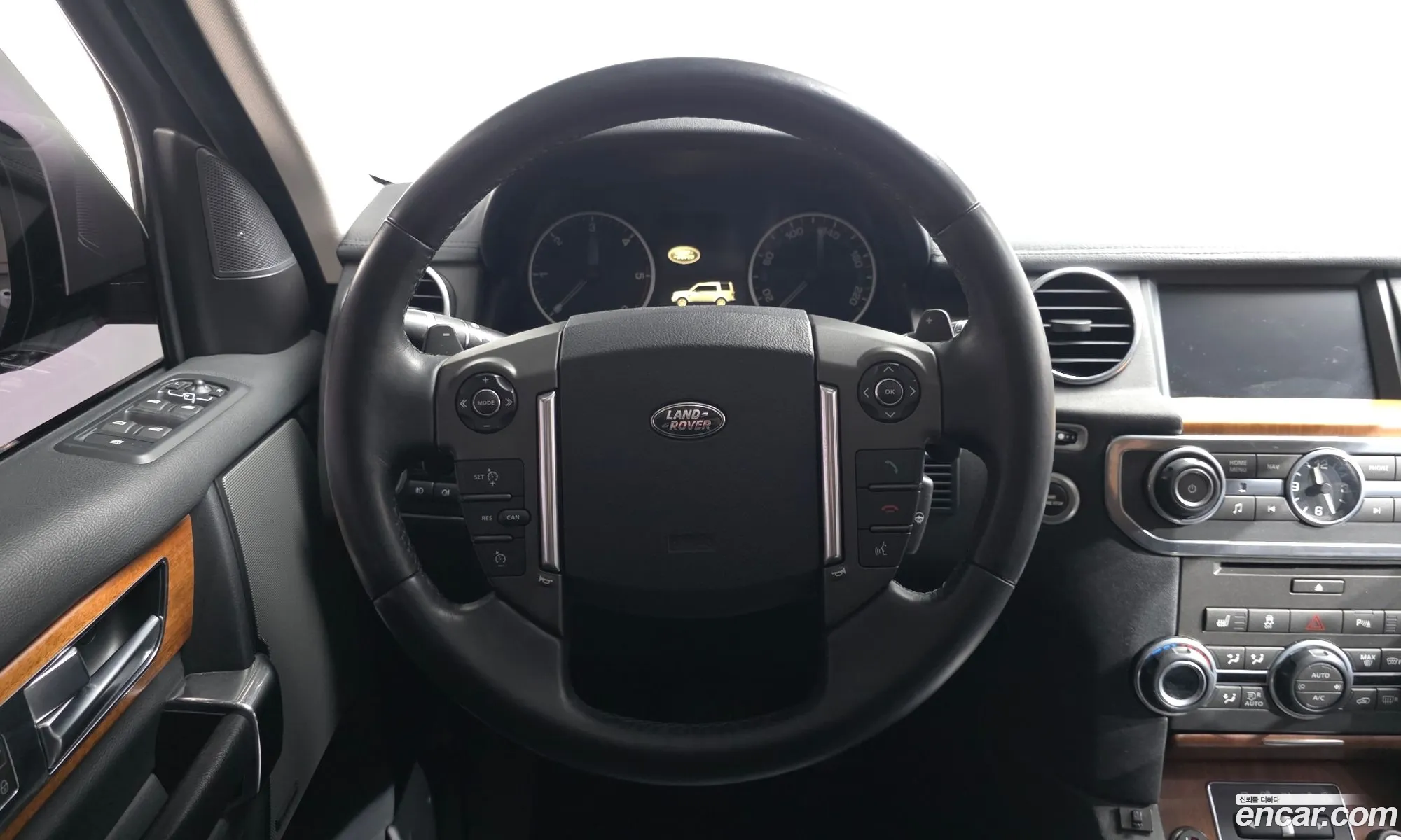 Land Rover Discovery 4 2014 SALLAAAG6EA709975 — 8