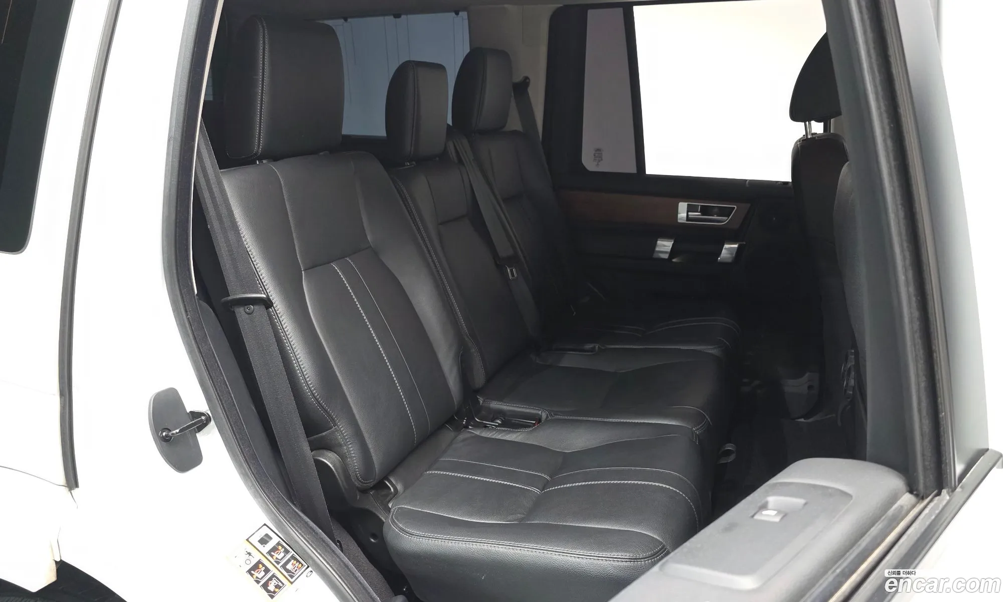 Land Rover Discovery 4 2014 SALLAAAG6EA709975 — 11