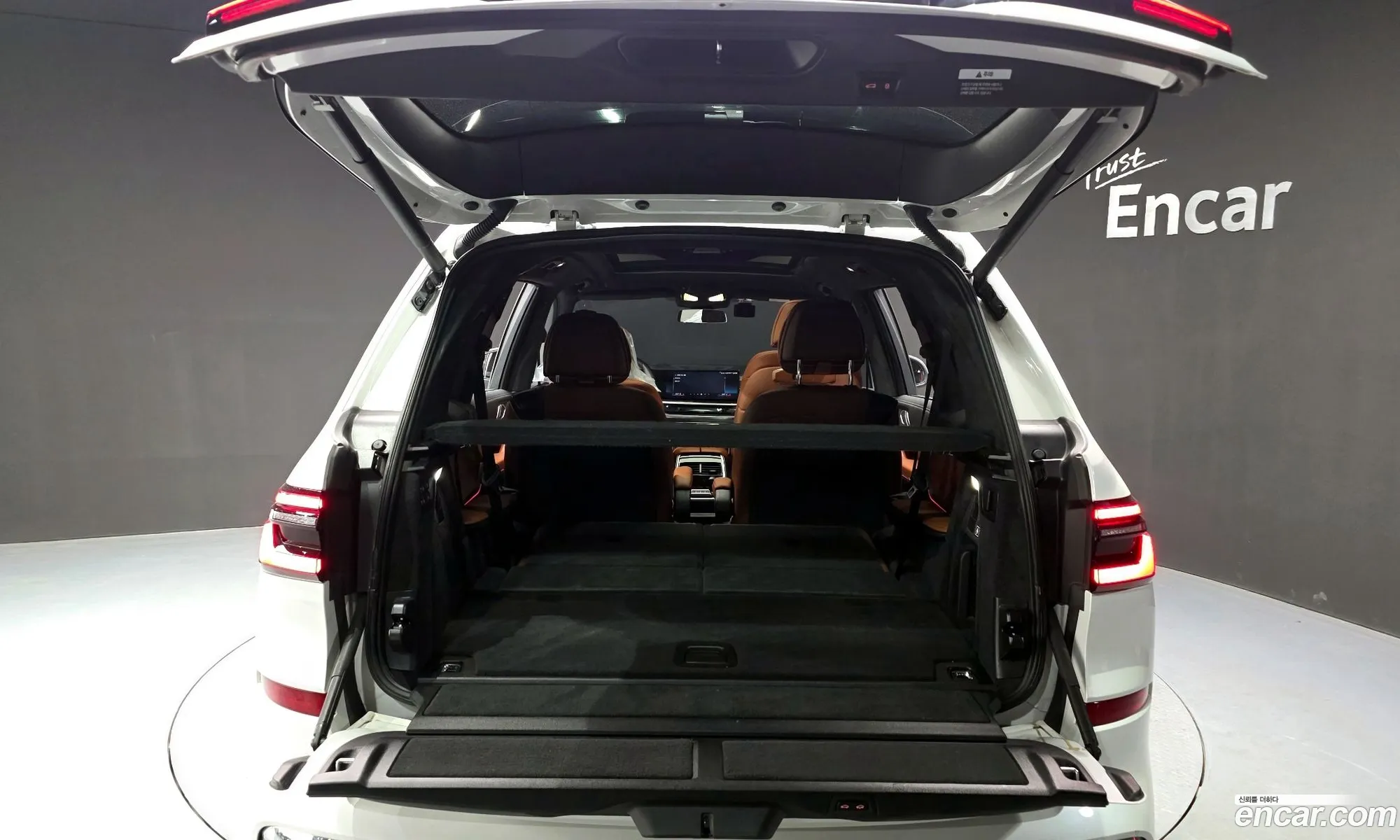 BMW X7 2024 — 18