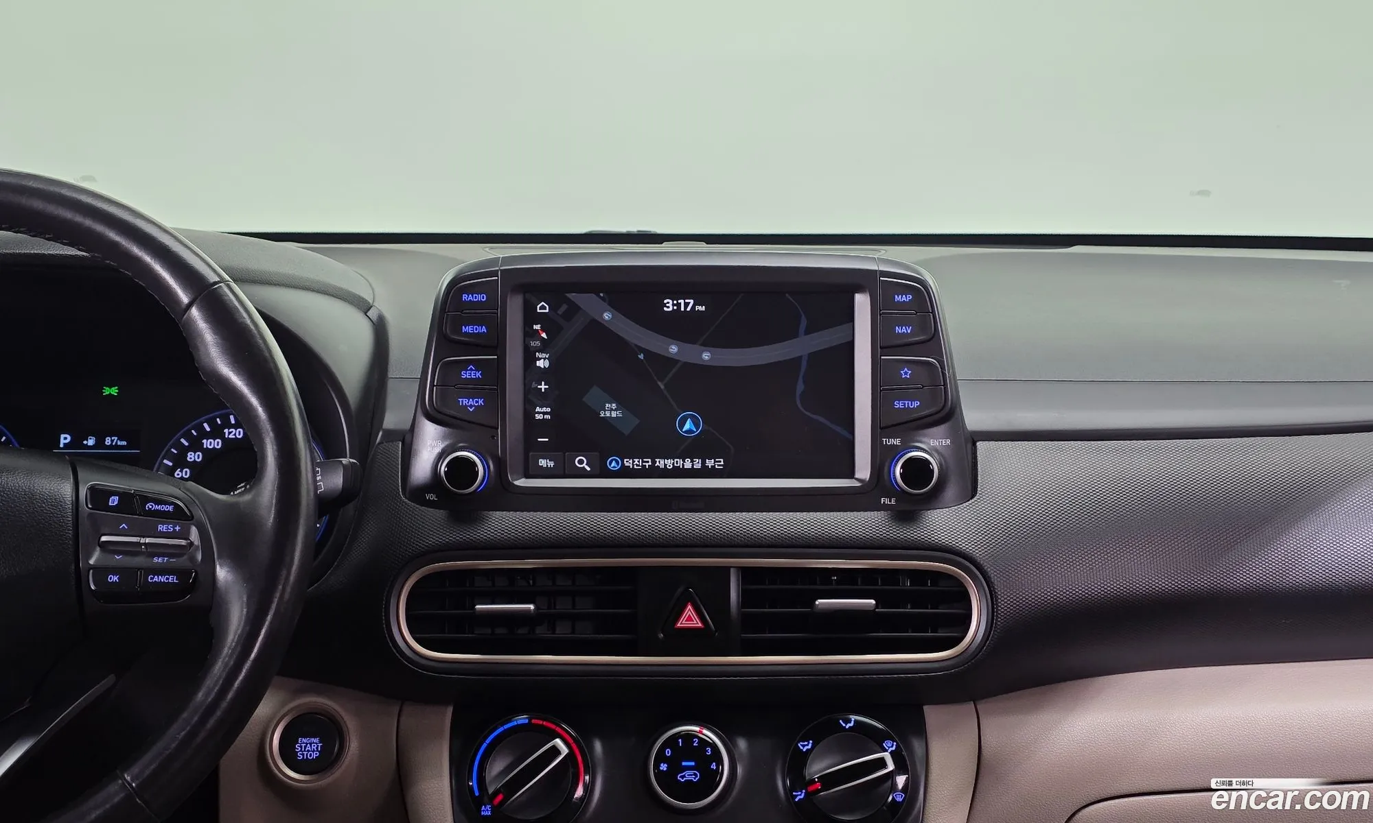 Hyundai Kona 2017 — 12