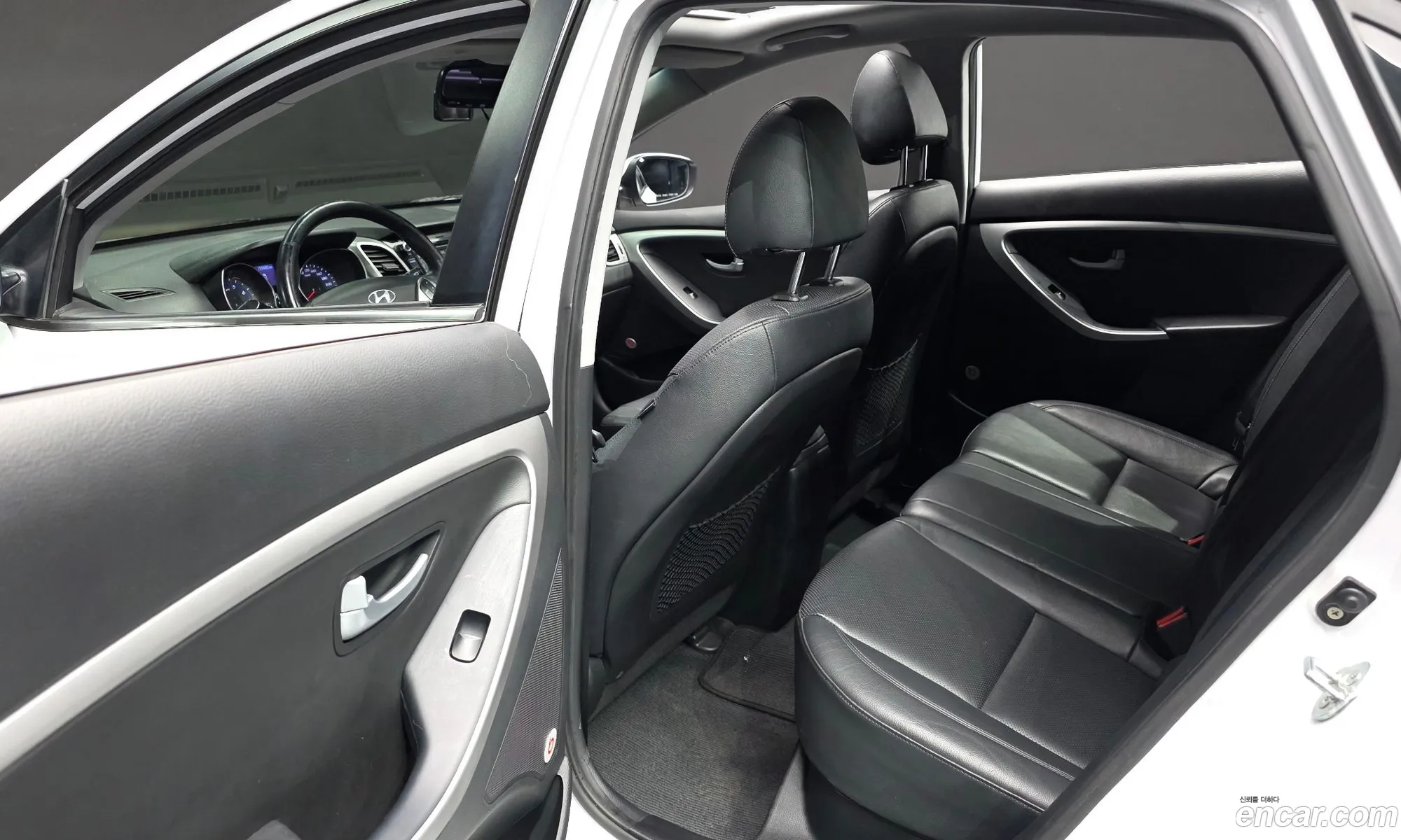 Hyundai i30 2015 — 14