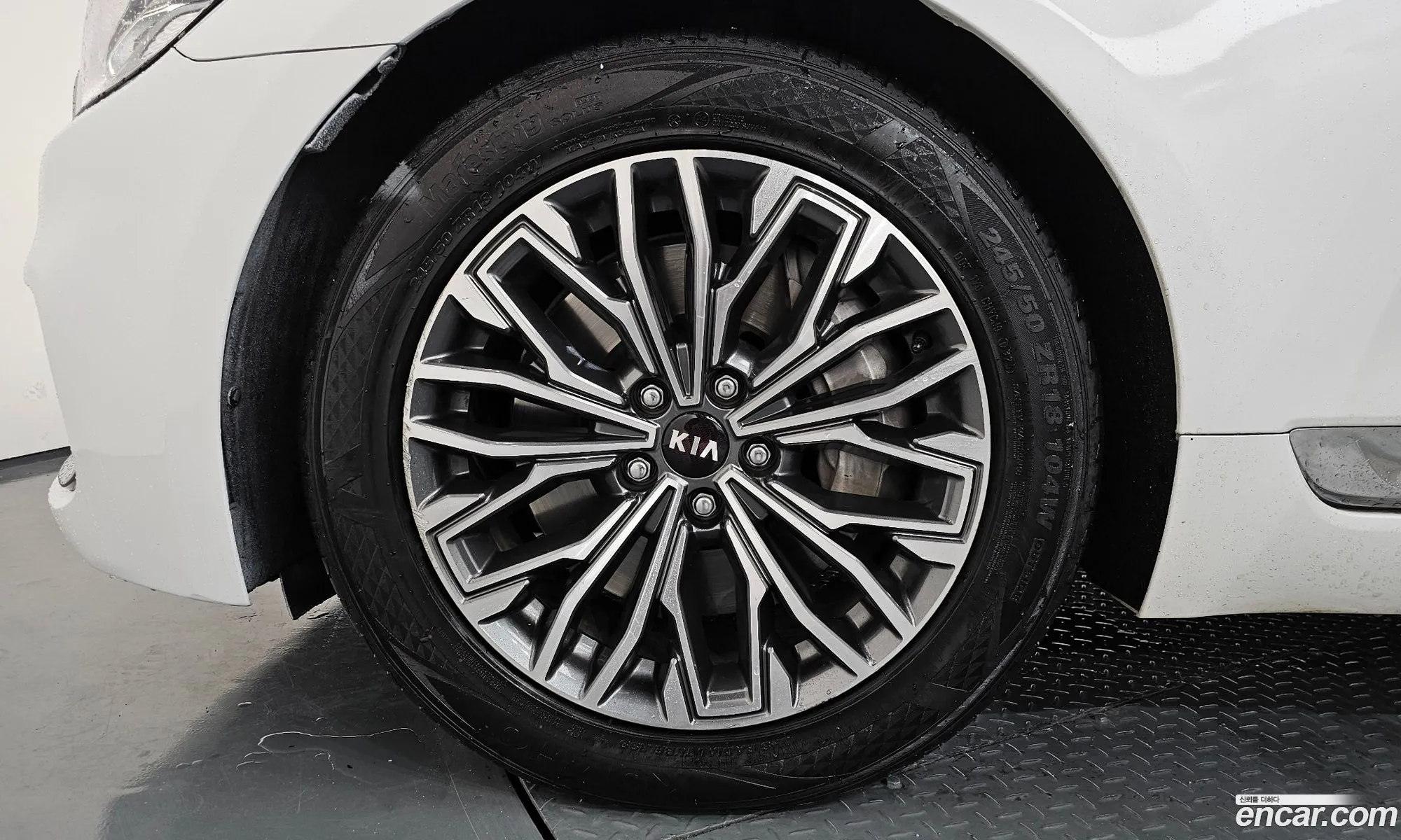 Kia The K9 2018 — 6