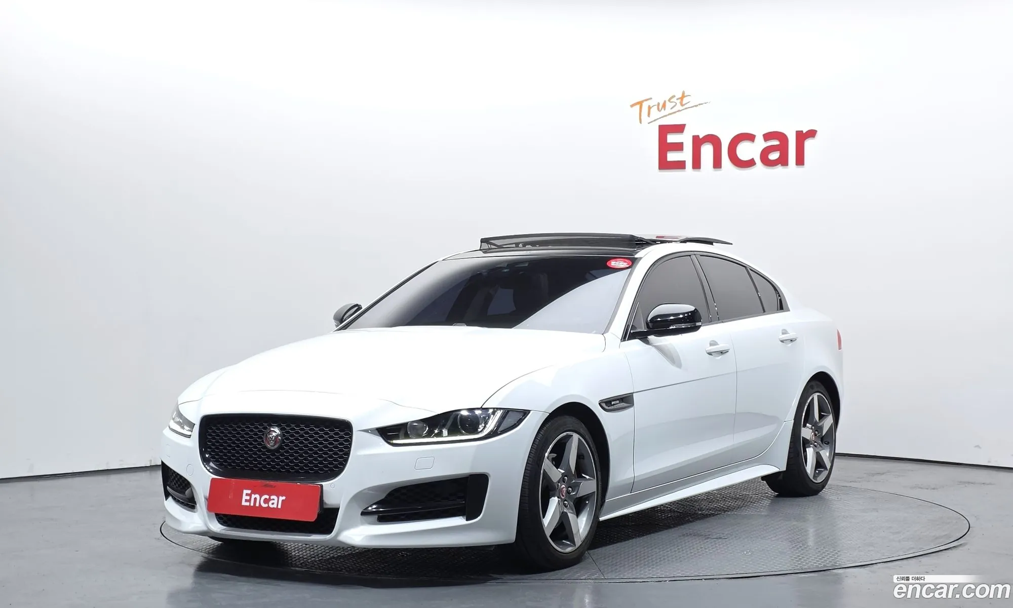 Jaguar XE 2016 SAJAB4BN8GA925968 — 11