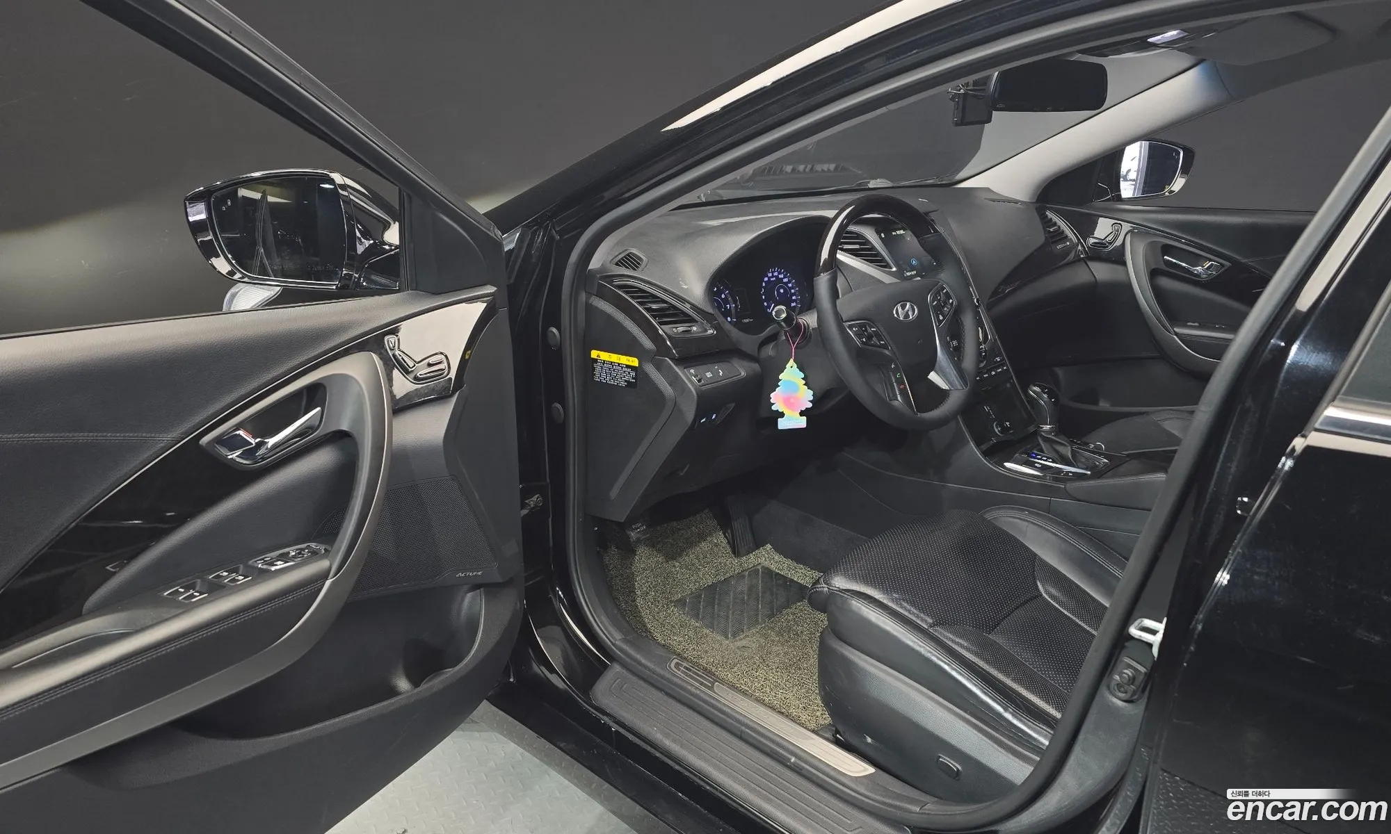 Hyundai Grandeur HG 2015 — 9