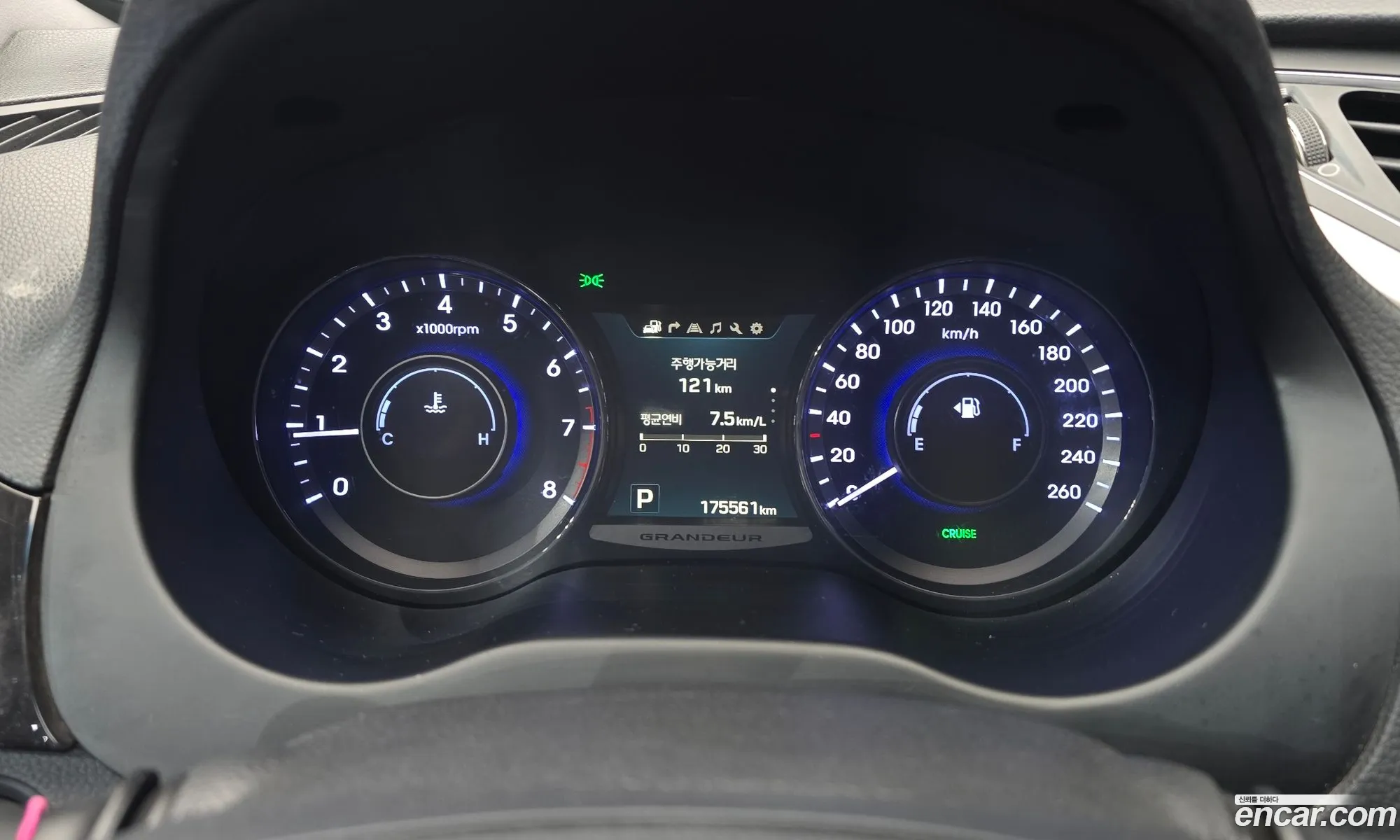 Hyundai Grandeur HG 2015 — 13