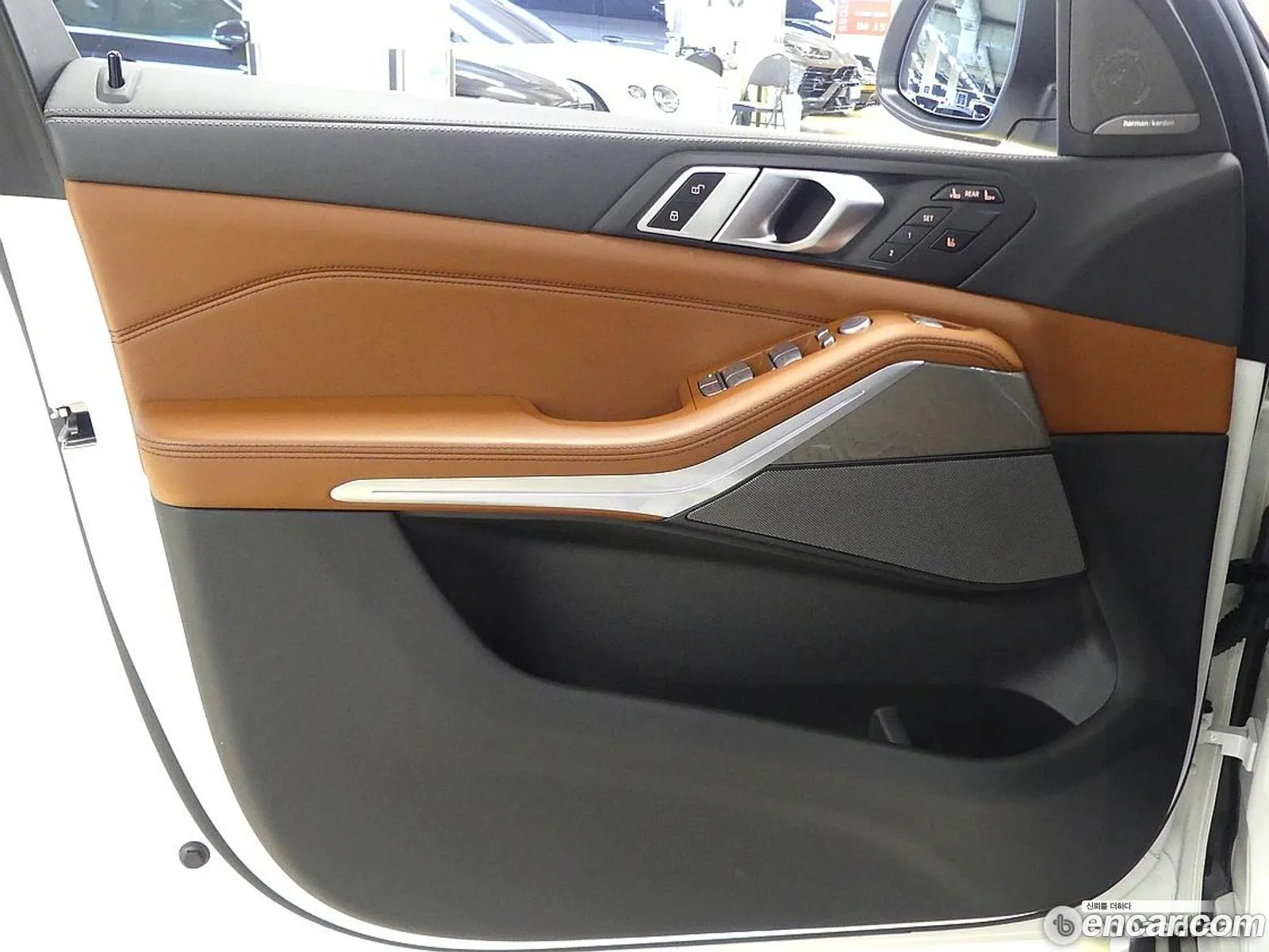BMW X7 2023 — 19