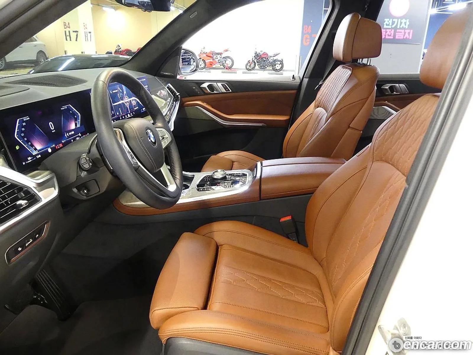 BMW X7 2023 — 15