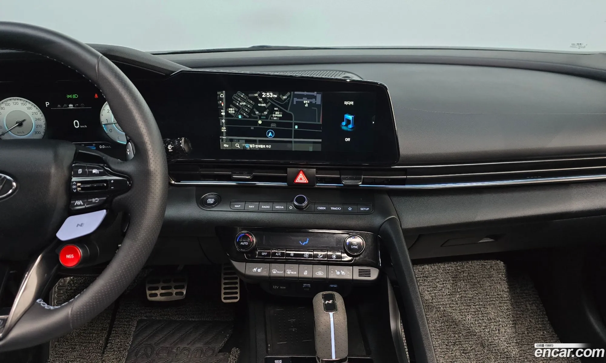 Hyundai Elantra 2022 — 13