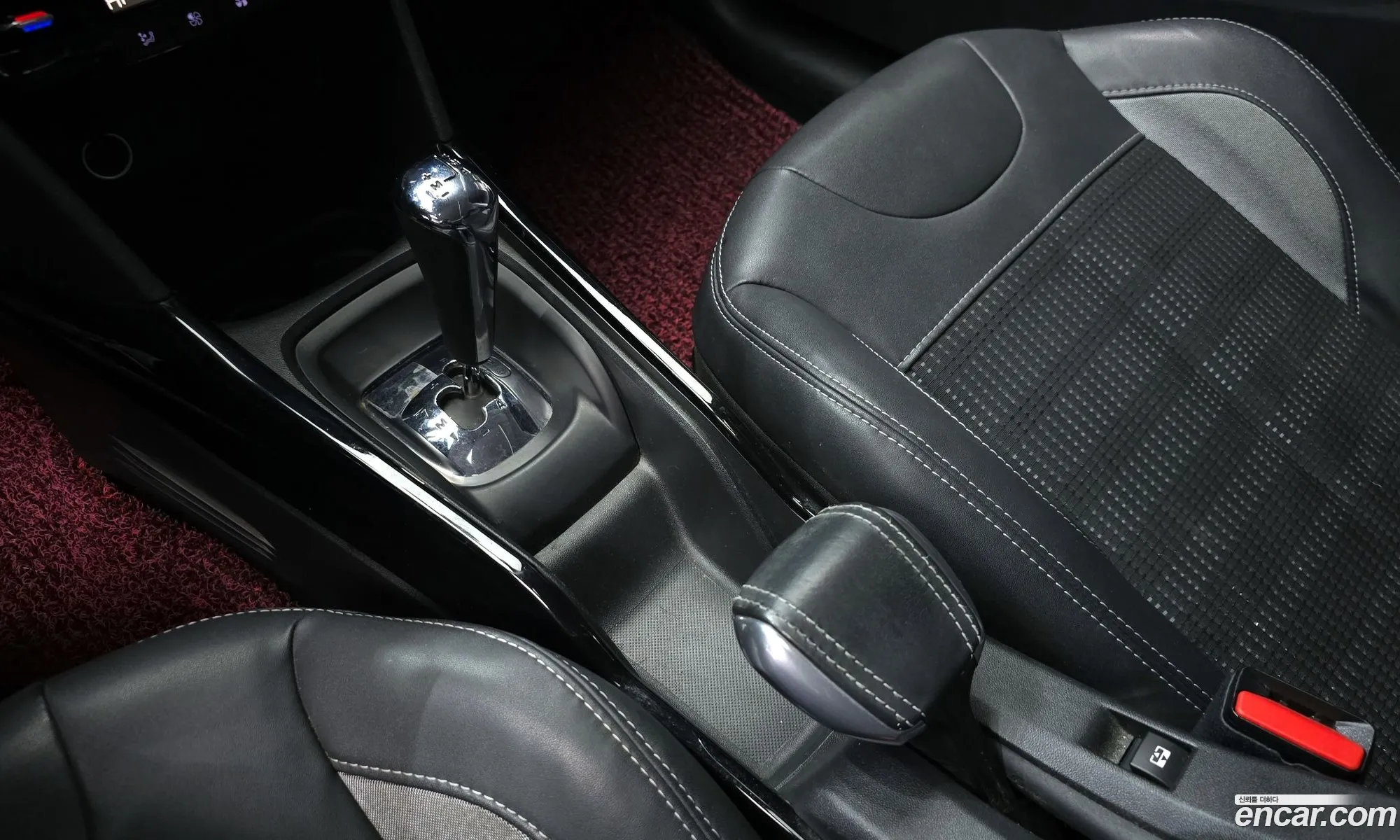 Peugeot 2008 2016 VF3CUBHYMGY043606 — 13