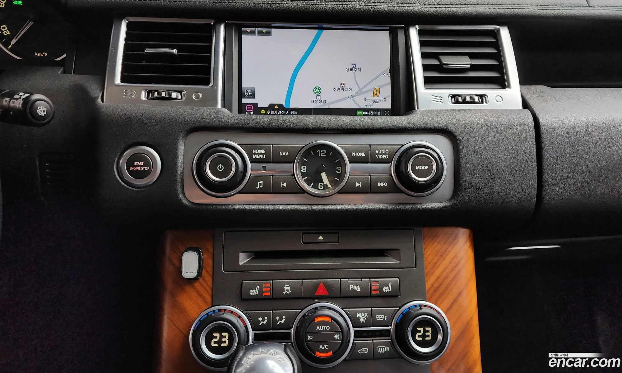 Land Rover Range Rover Sport 2010 SALSH2E49AA250169 — 16