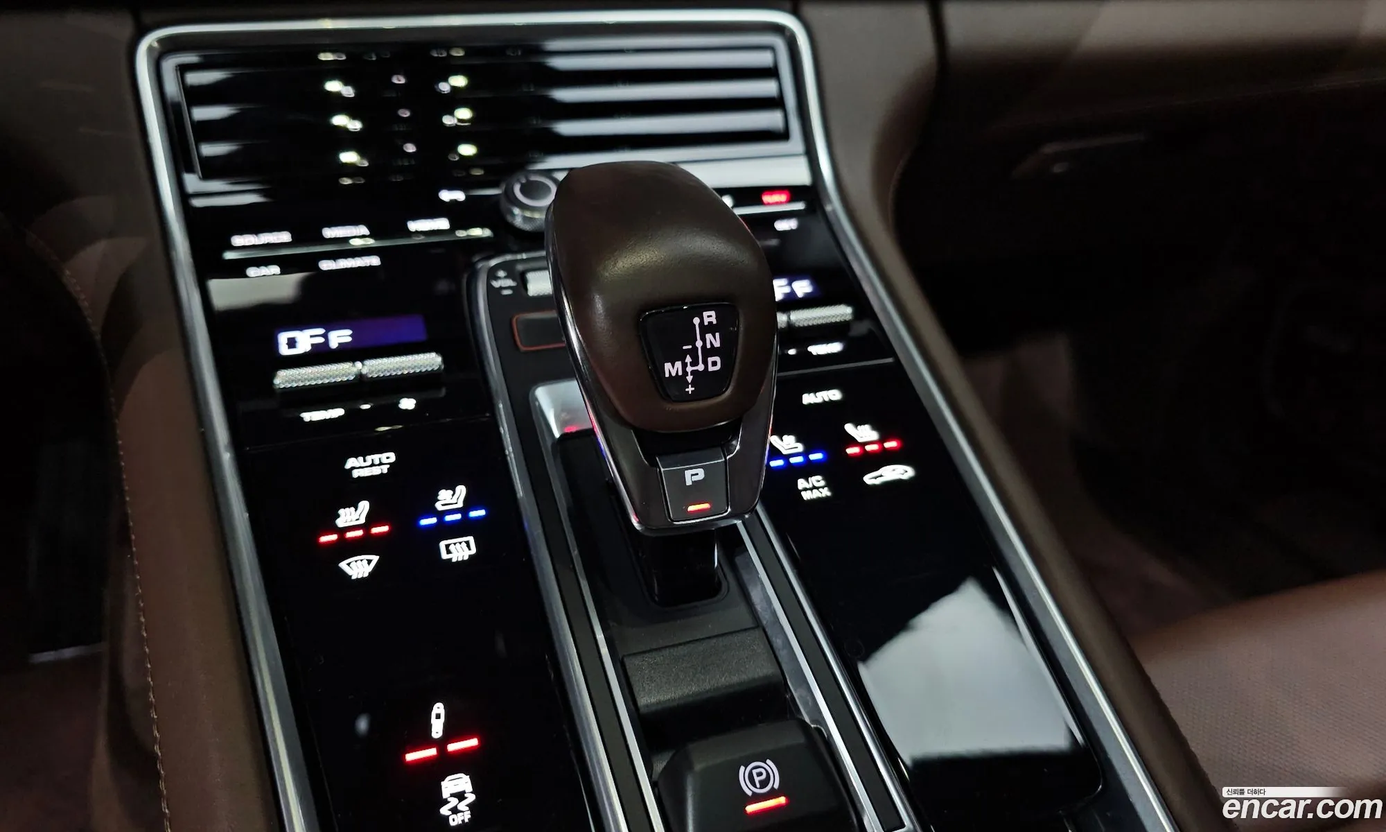 Porsche Panamera 2023 — 10