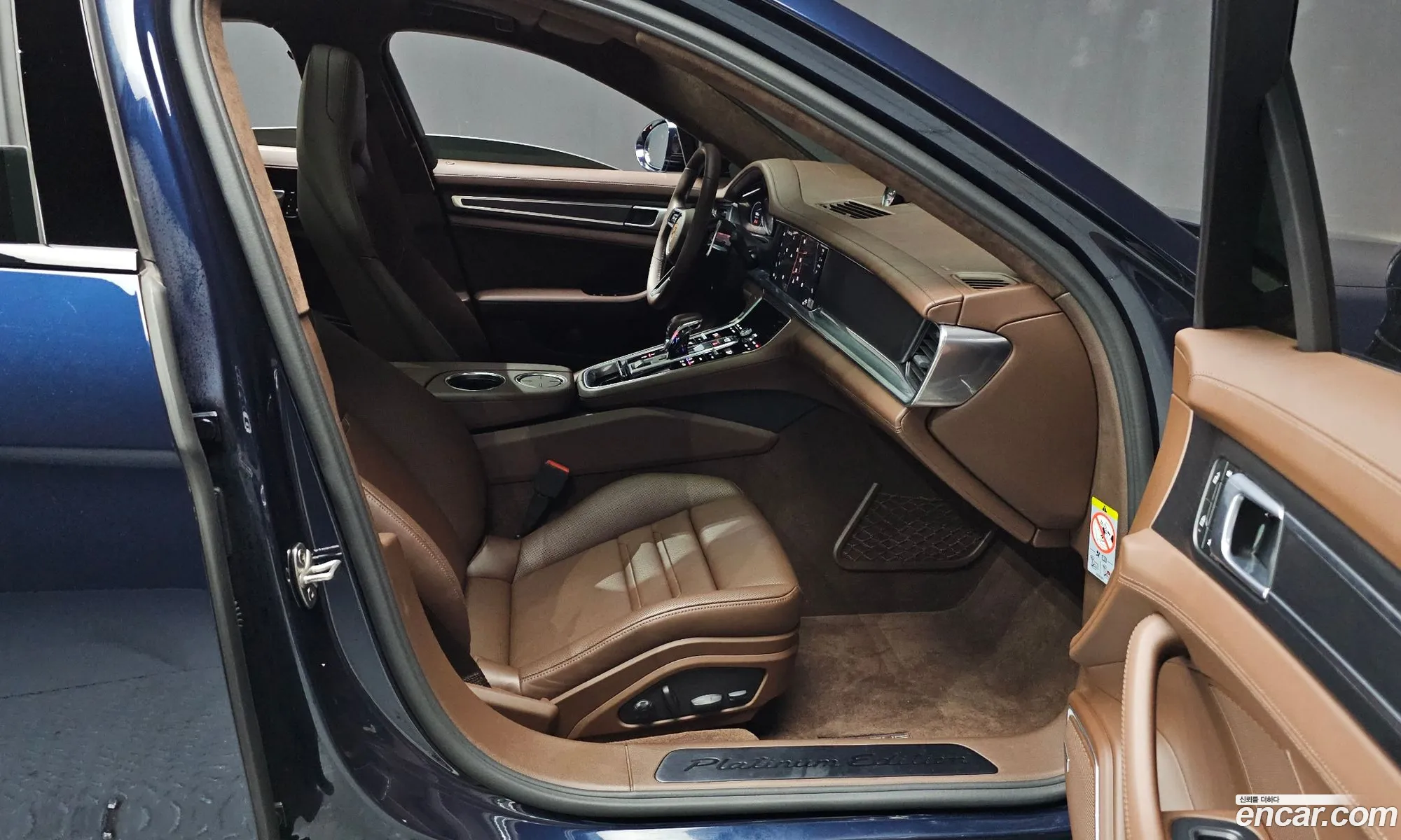 Porsche Panamera 2023 — 18