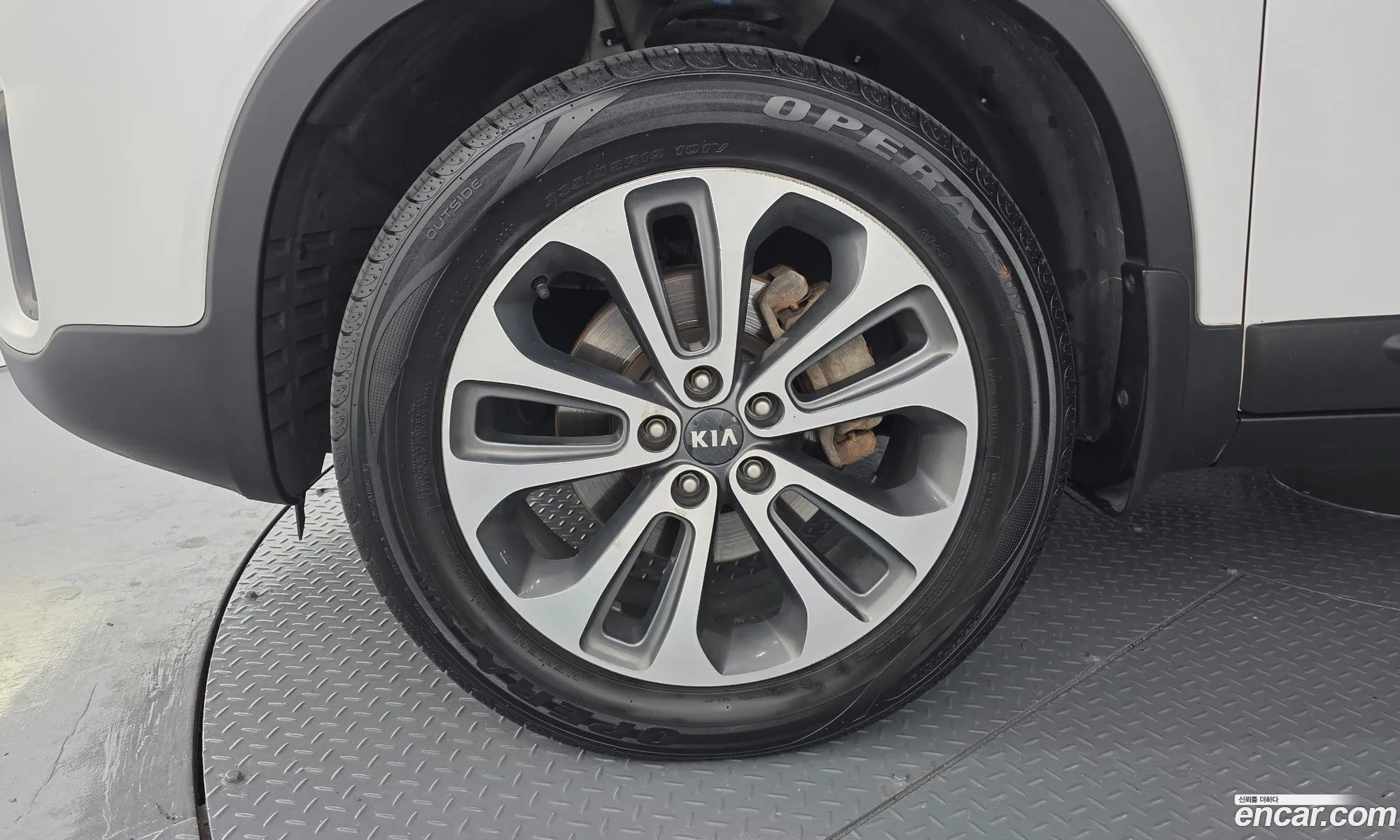 Kia Sorento R 2012 — 9