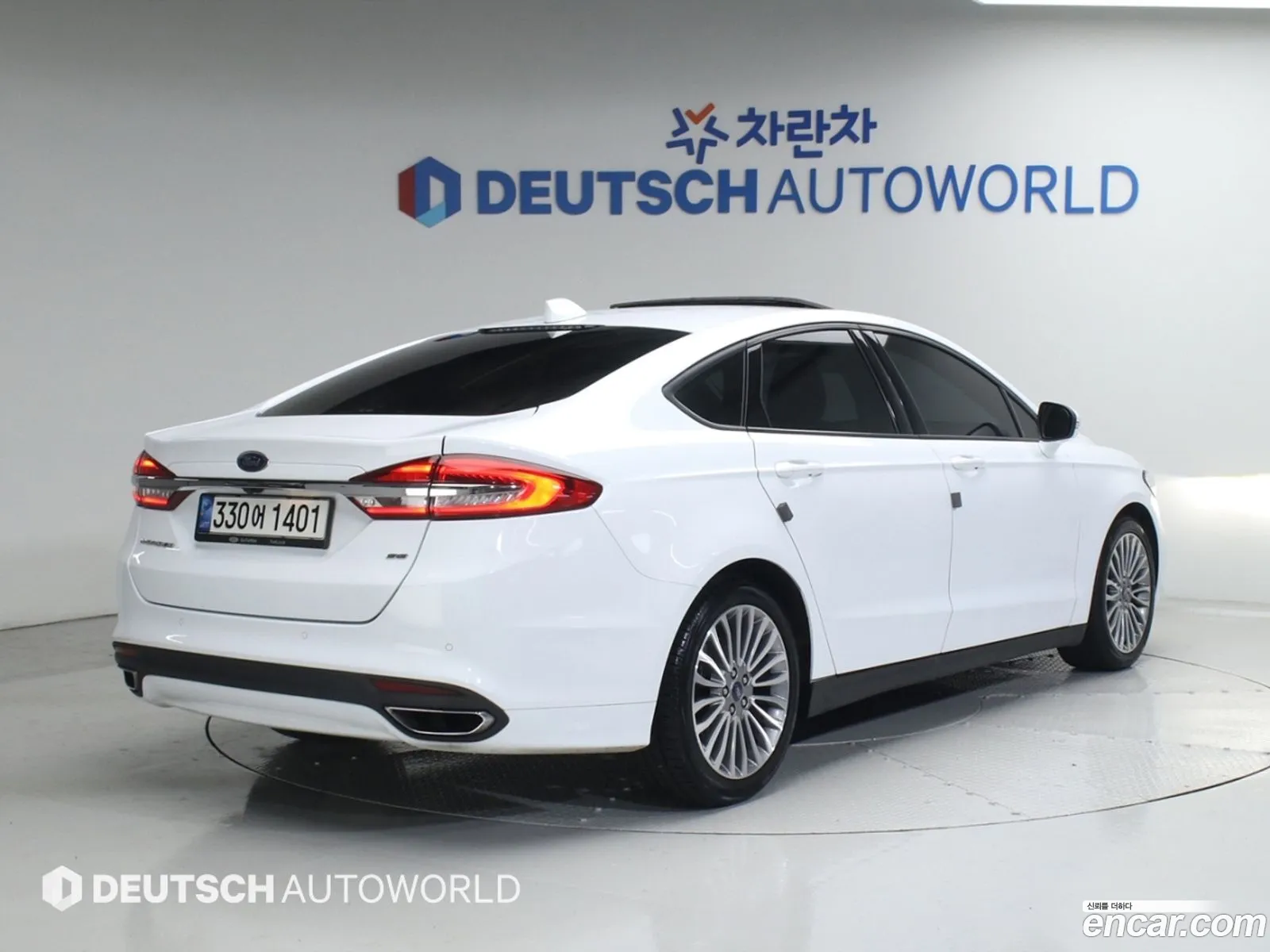 Ford Mondeo 2020 — 14