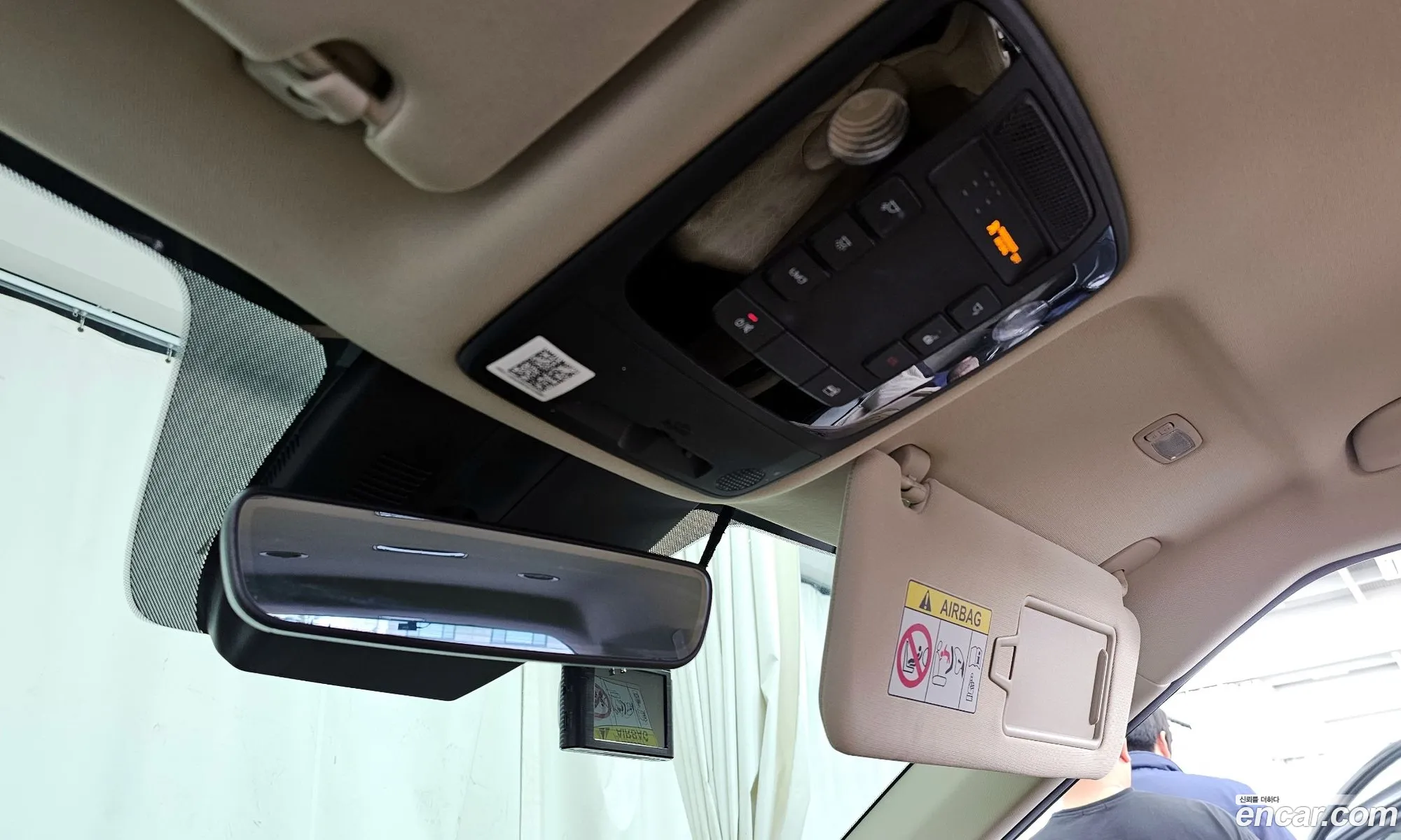 Kia Carnival 2021 — 16