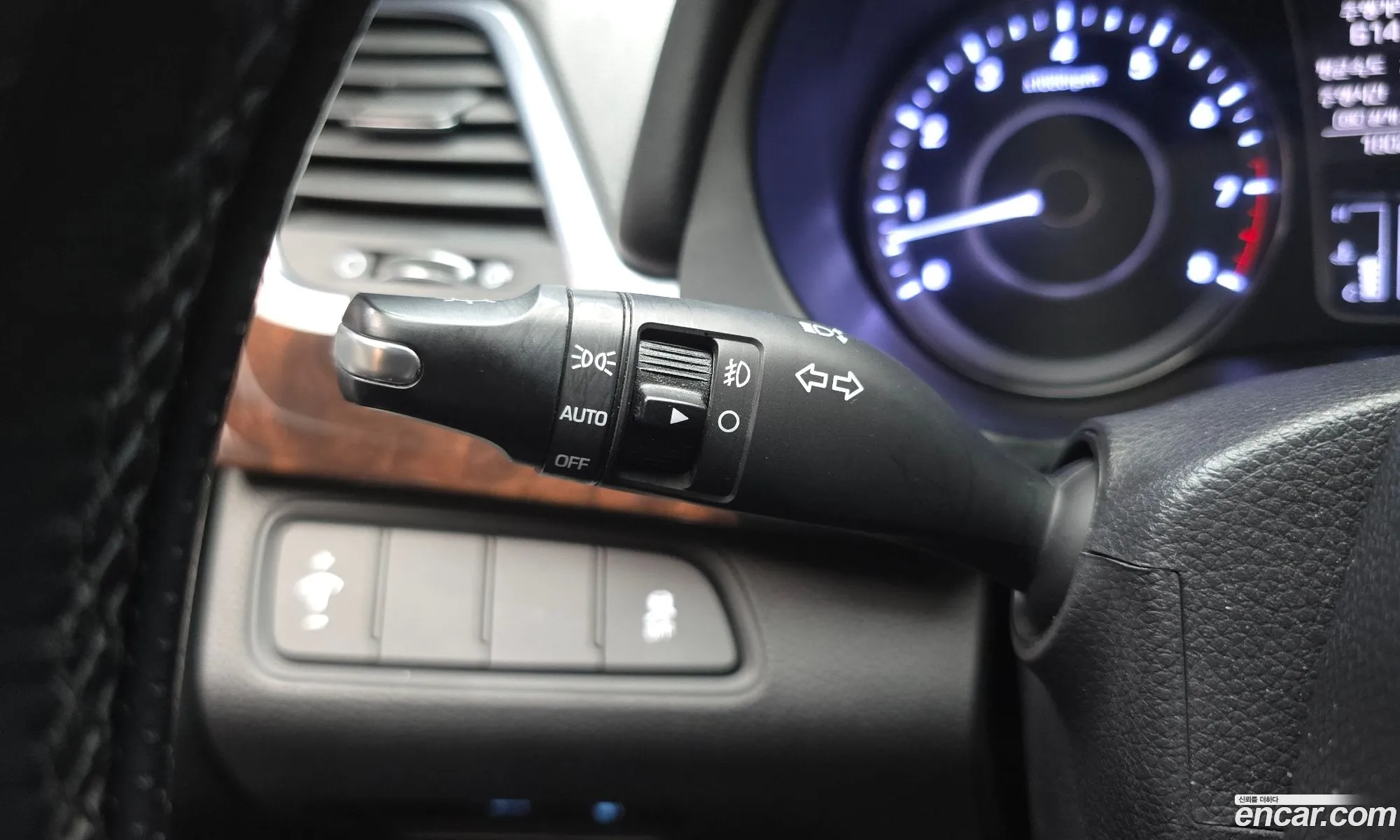 Hyundai Aslan 2015 — 6