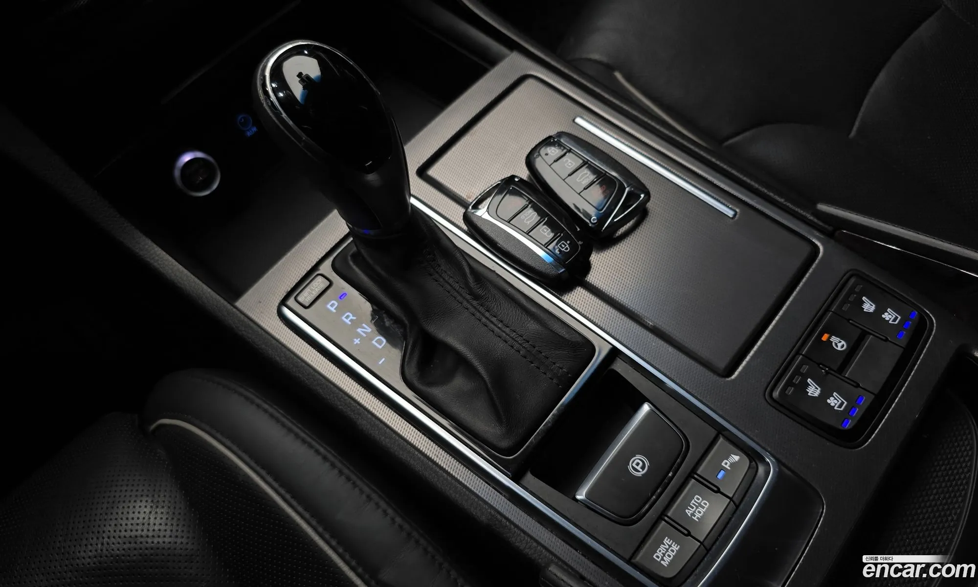 Hyundai Aslan 2015 — 10