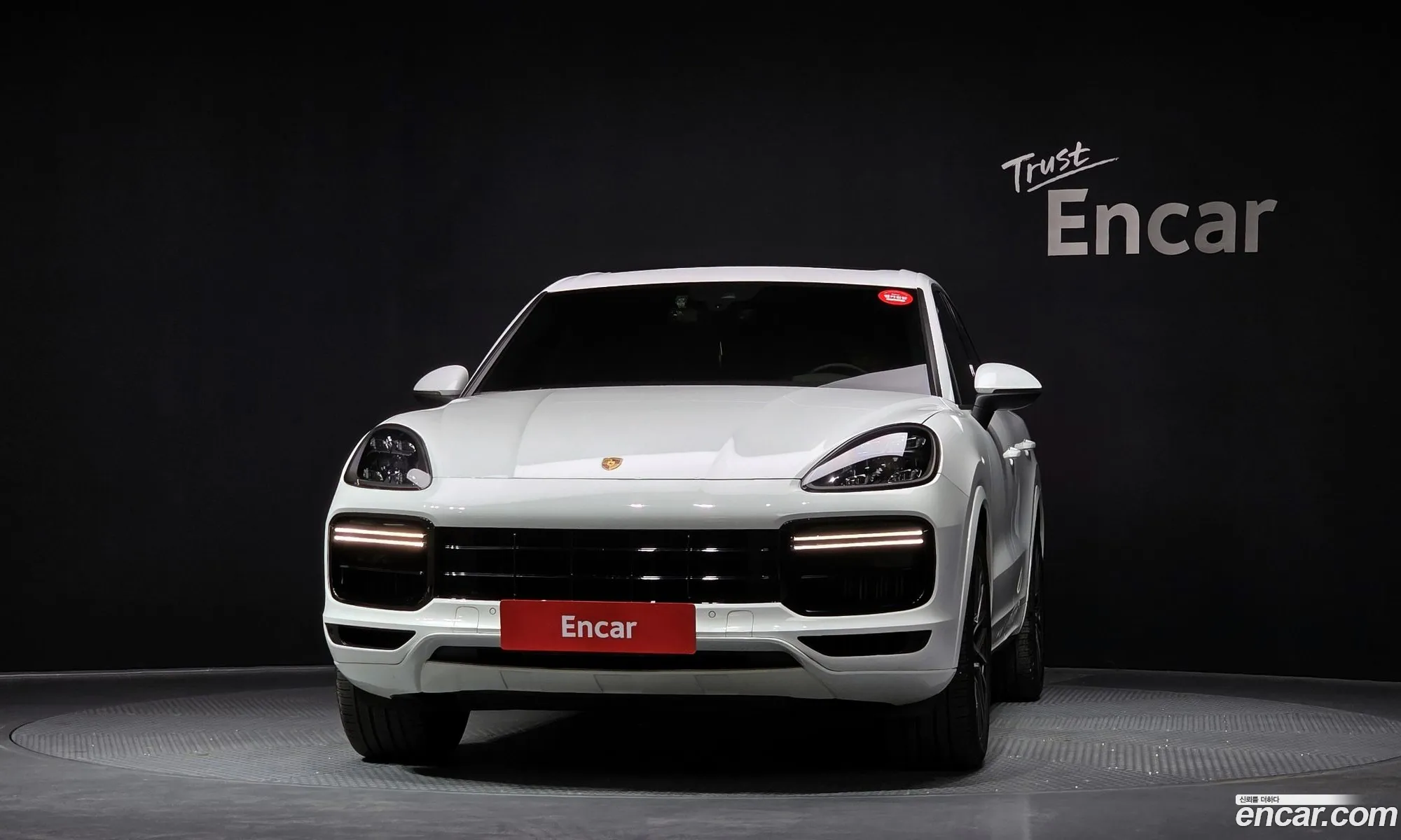 Porsche Cayenne 2019 WP1AA29Y7KDA23923 — 2