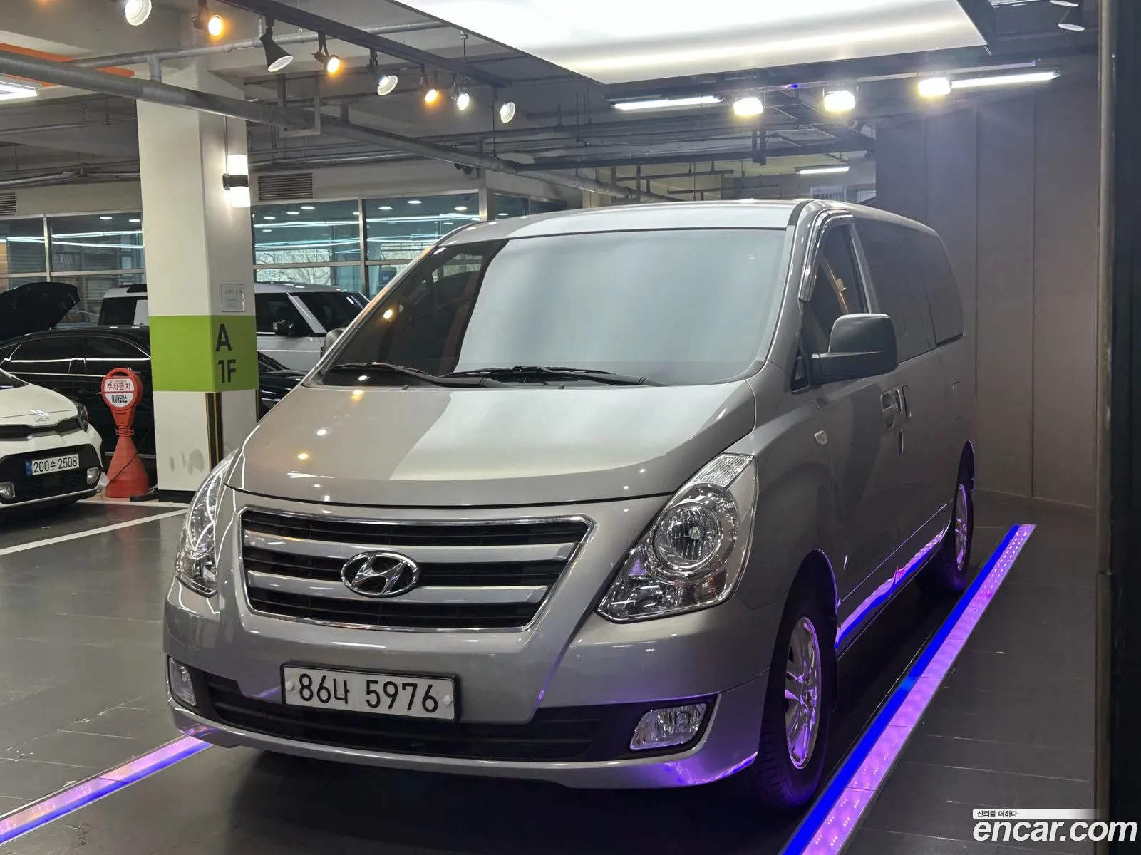 Hyundai Grand Starex 2017 — 9
