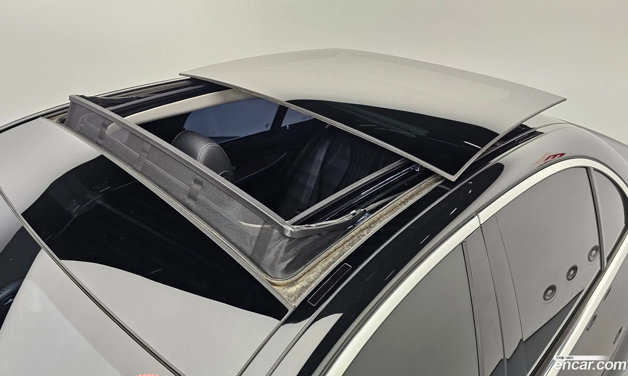 Mercedes-Benz E-Class W213 2017 WDDZF4JB3HA249126 — 12