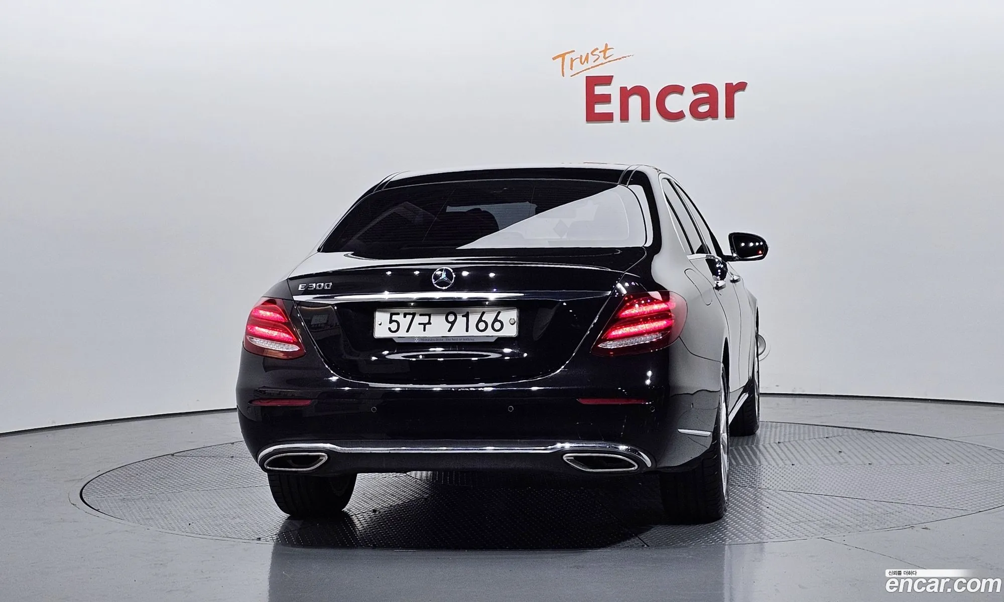 Mercedes-Benz E-Class W213 2017 WDDZF4JB3HA249126 — 9