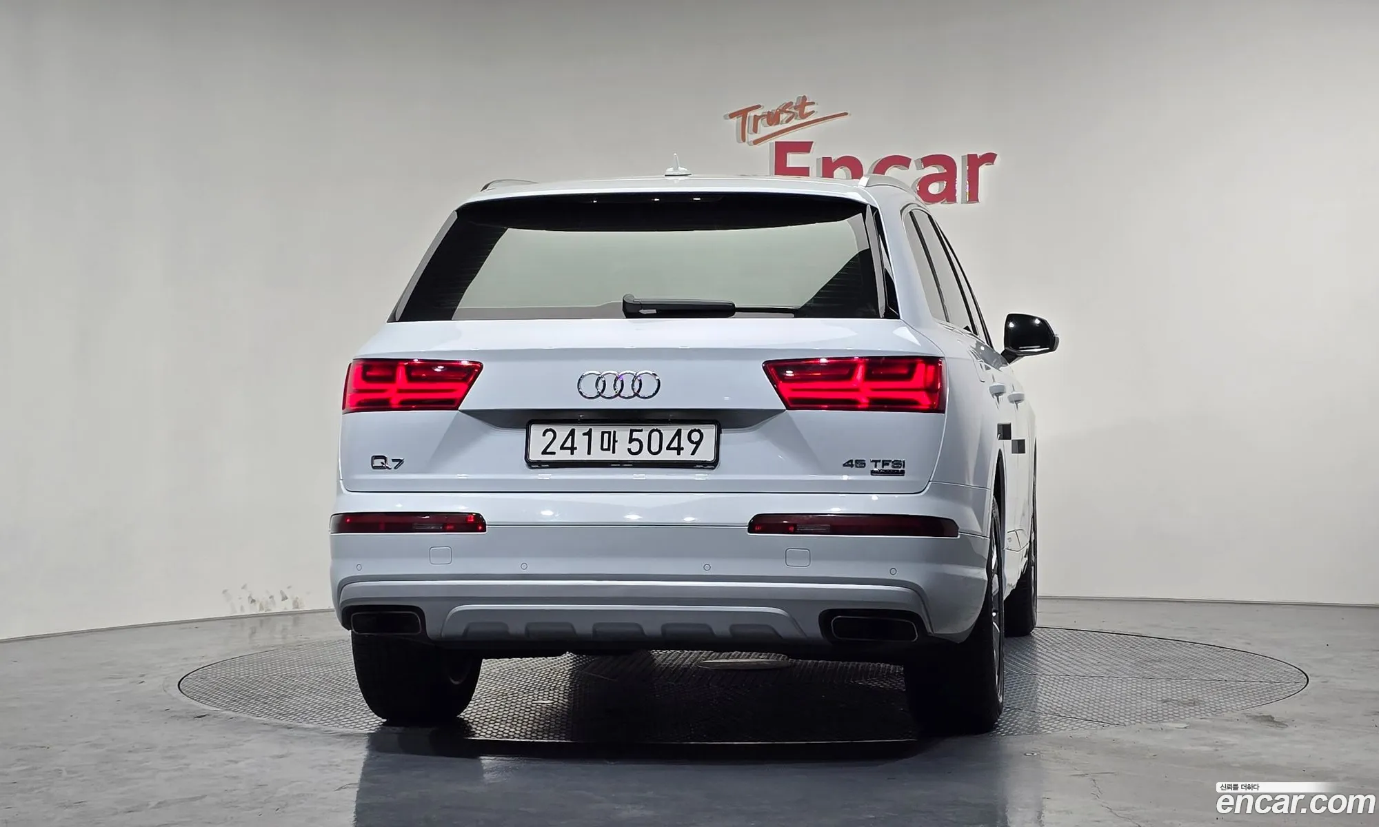 Audi Q7 2019 WAUZZZ4M0KD044541 — 17