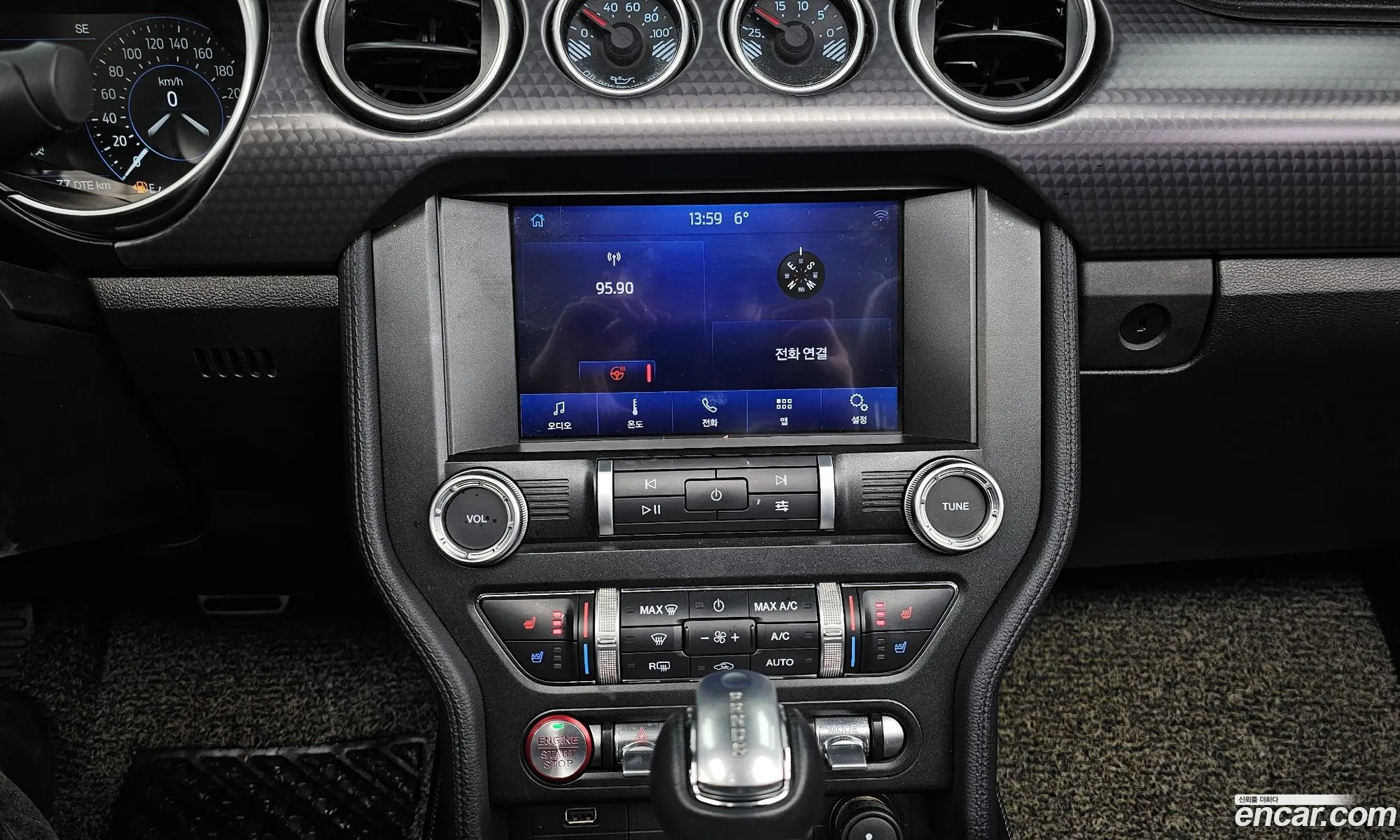 Ford Mustang 2020 — 16