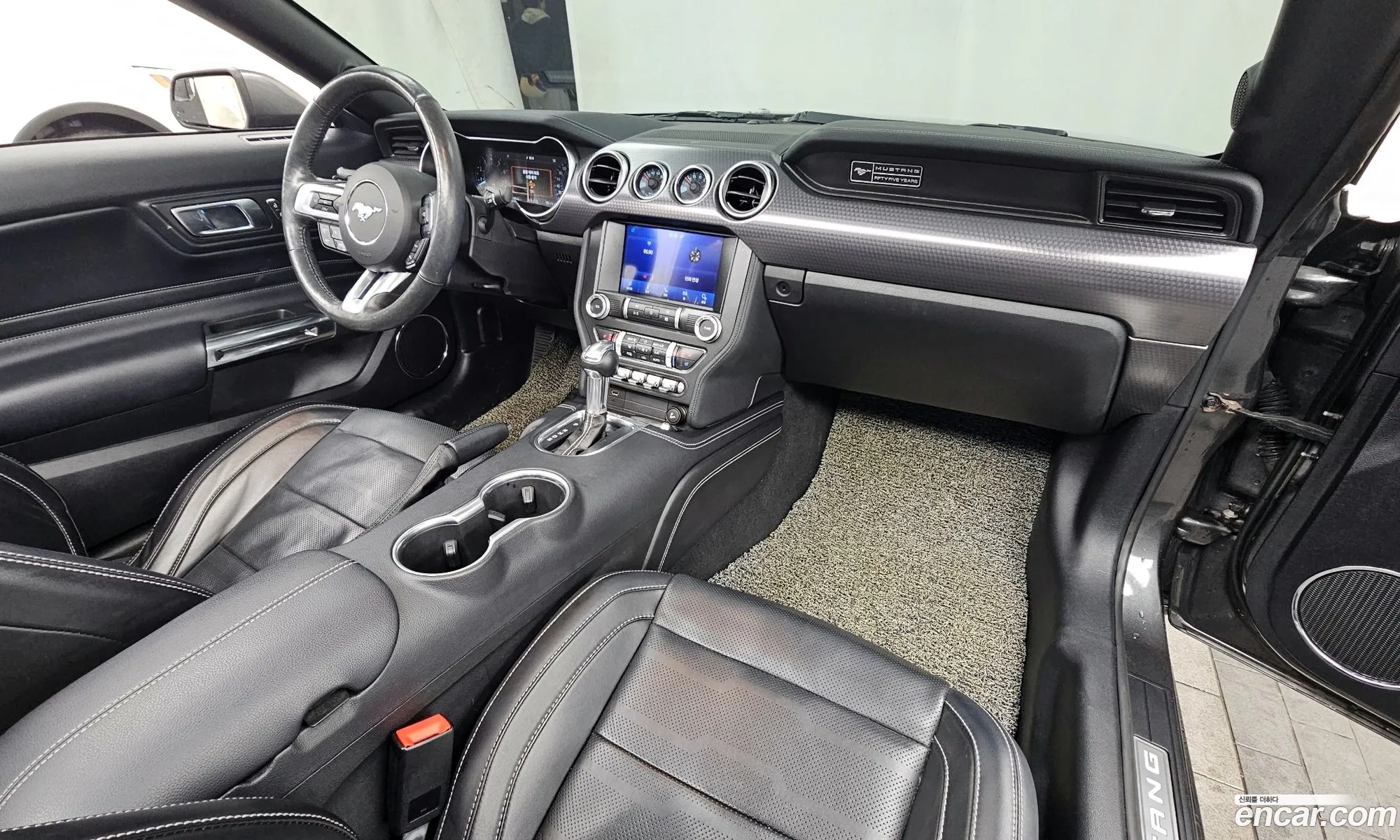 Ford Mustang 2020 — 6