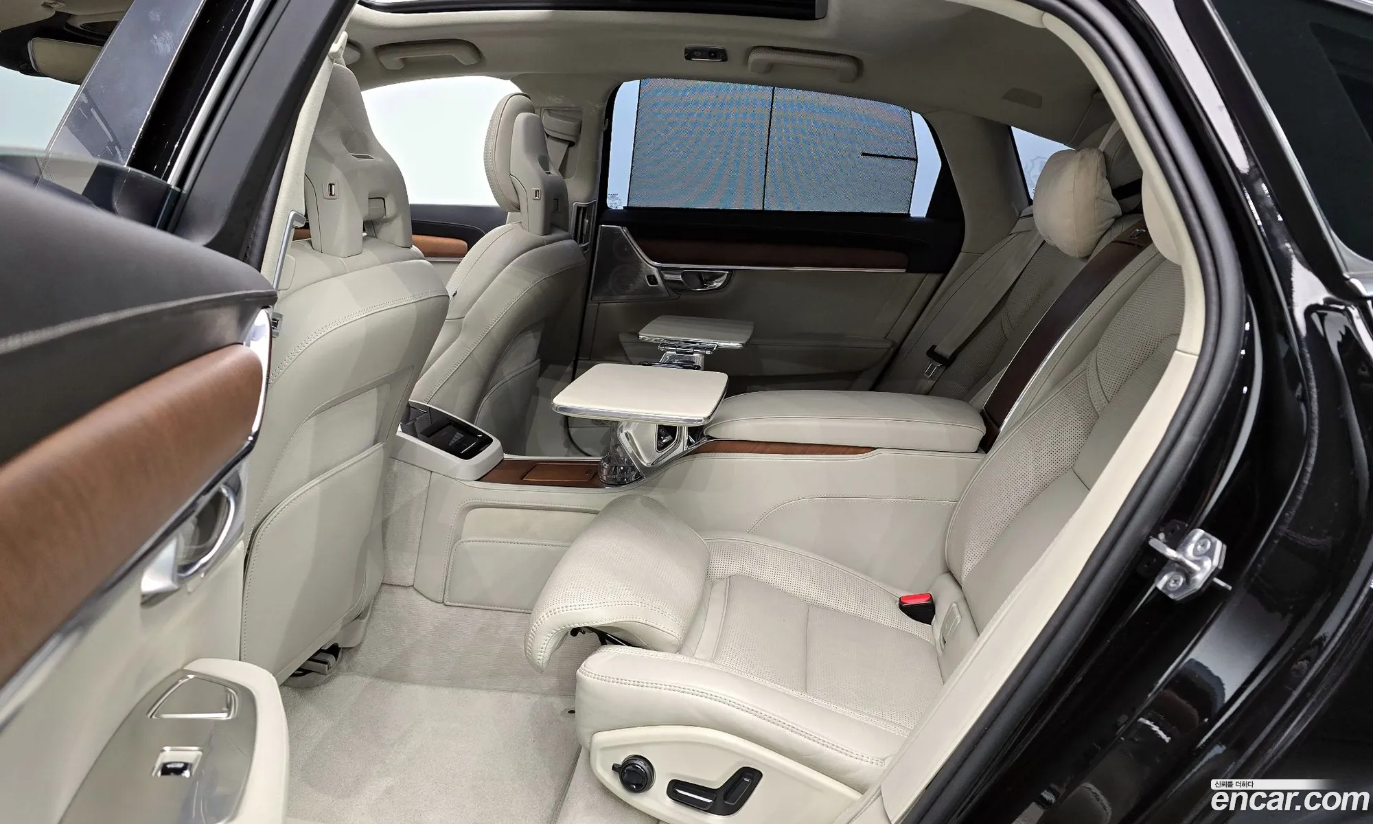 Volvo S90 2020 LVYPTBR0DLP145532 — 6