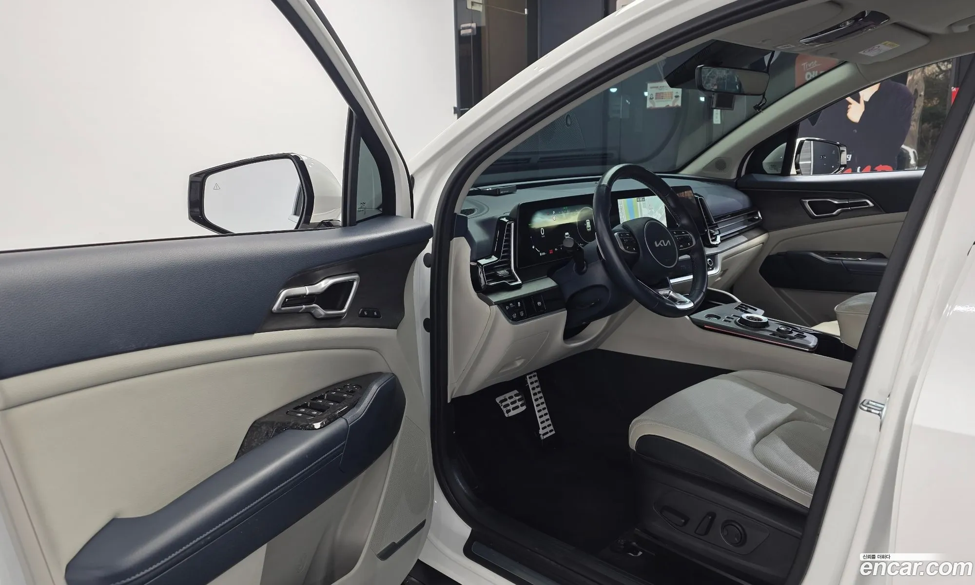 Kia Sportage Hybrid 2023 — 14