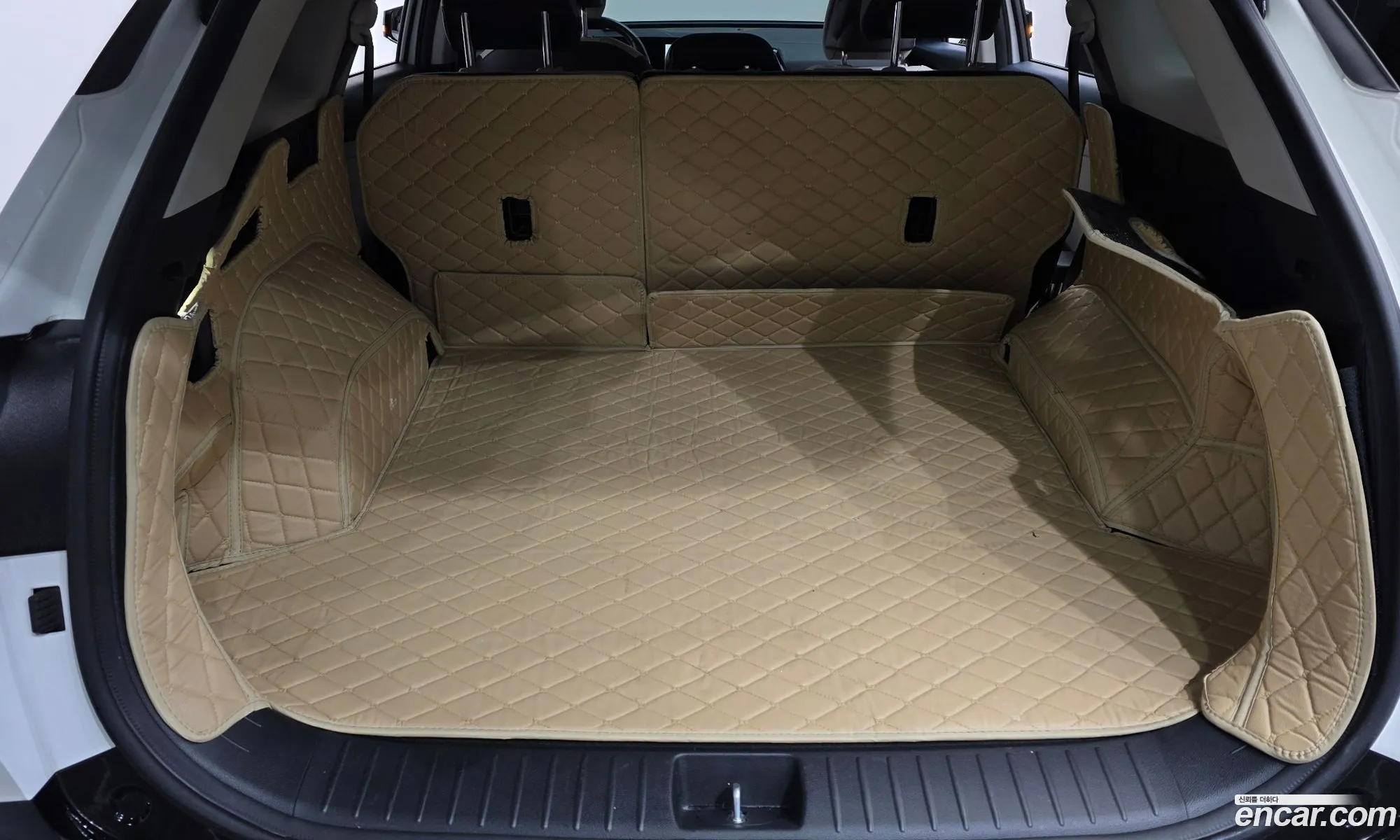 Kia Sportage Hybrid 2023 — 3