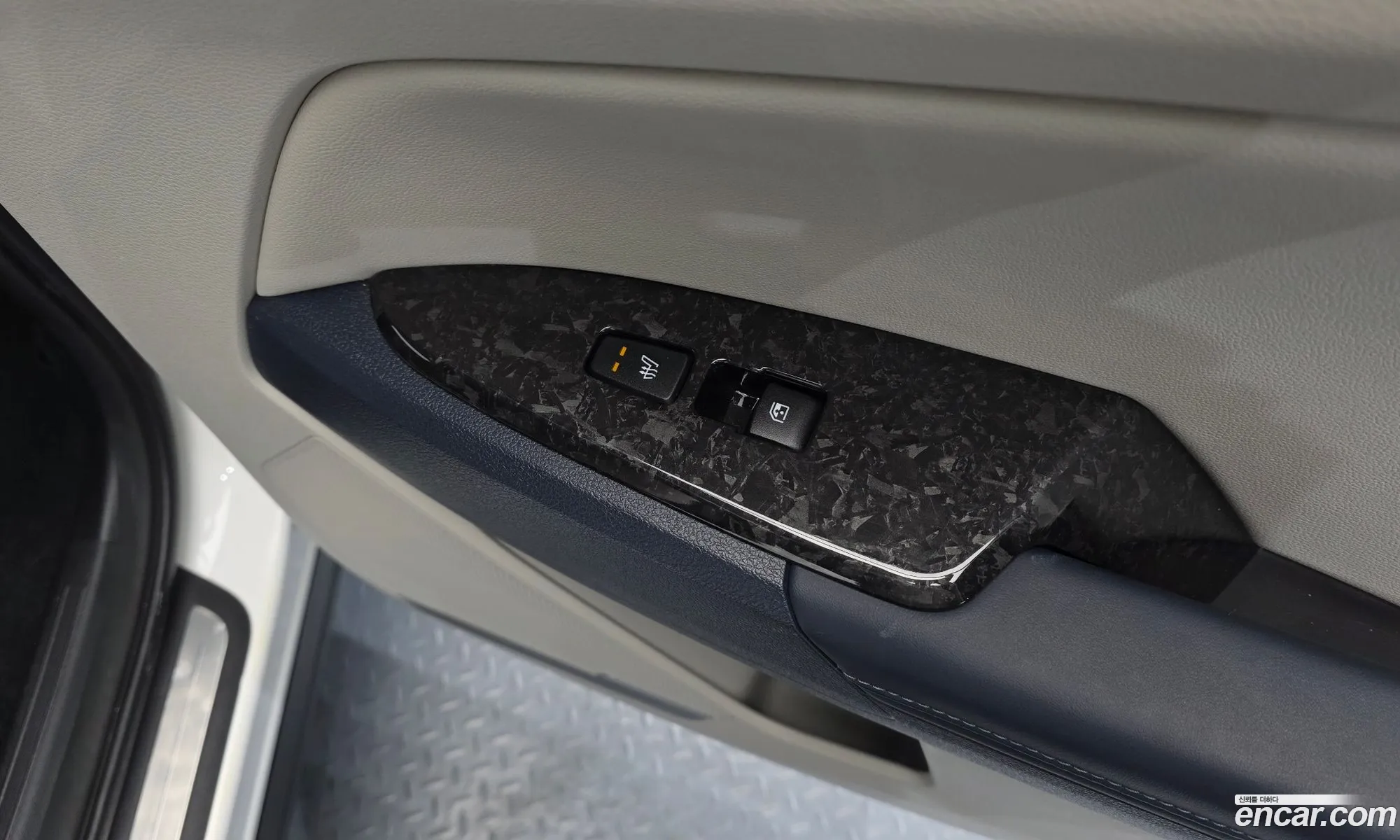Kia Sportage Hybrid 2023 — 16