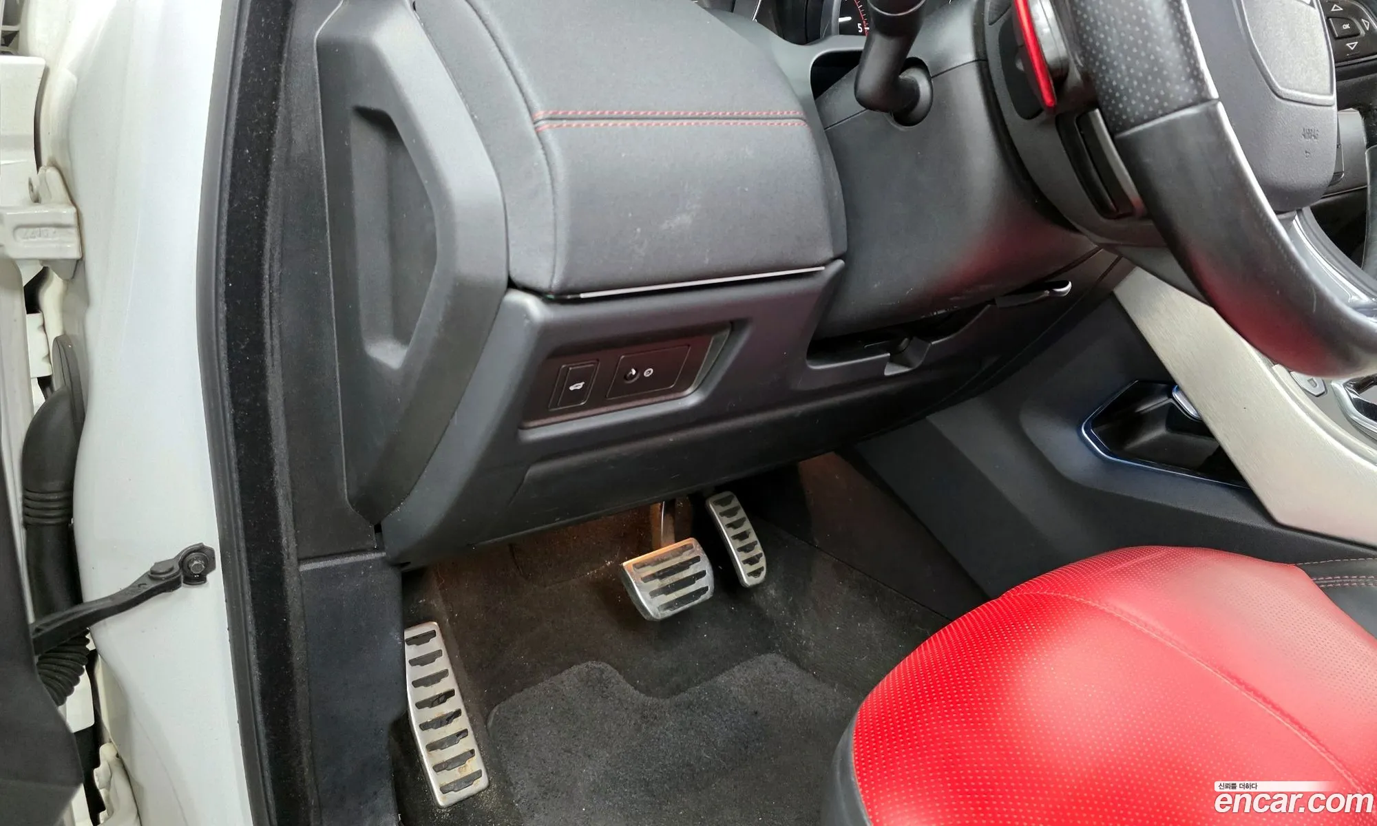 Land Rover Range Rover Evoque 2016 SALVA2BN5GH111557 — 5