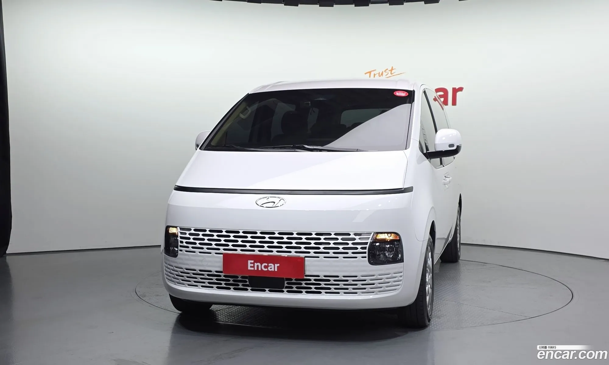 Hyundai Staria 2023 — 14