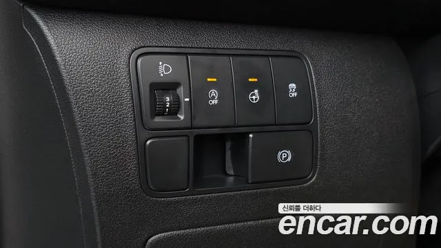 Hyundai Staria 2023 — 3