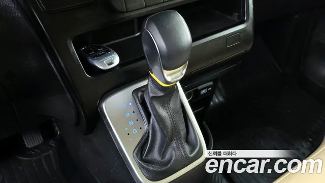 Hyundai Staria 2023 — 9