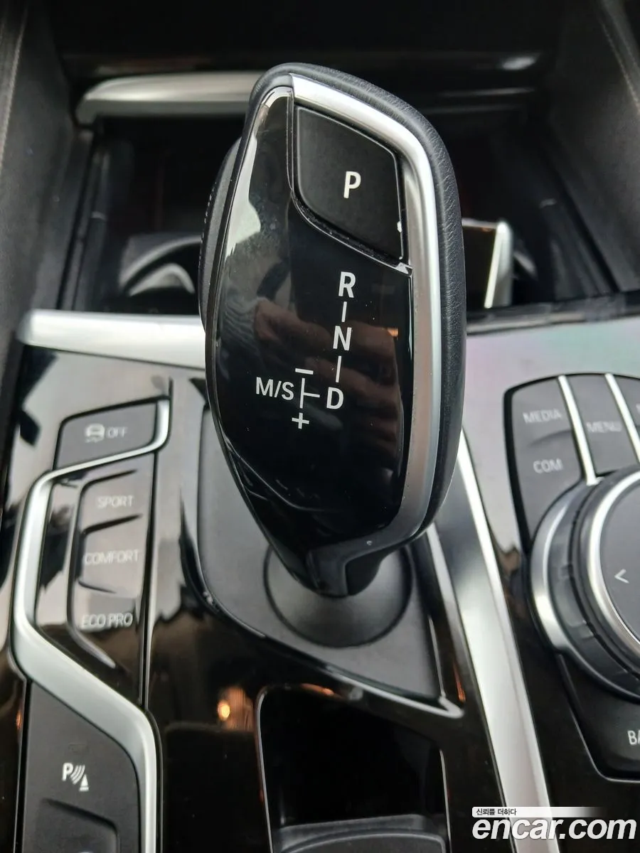 BMW 6 Series GT 2020 — 3