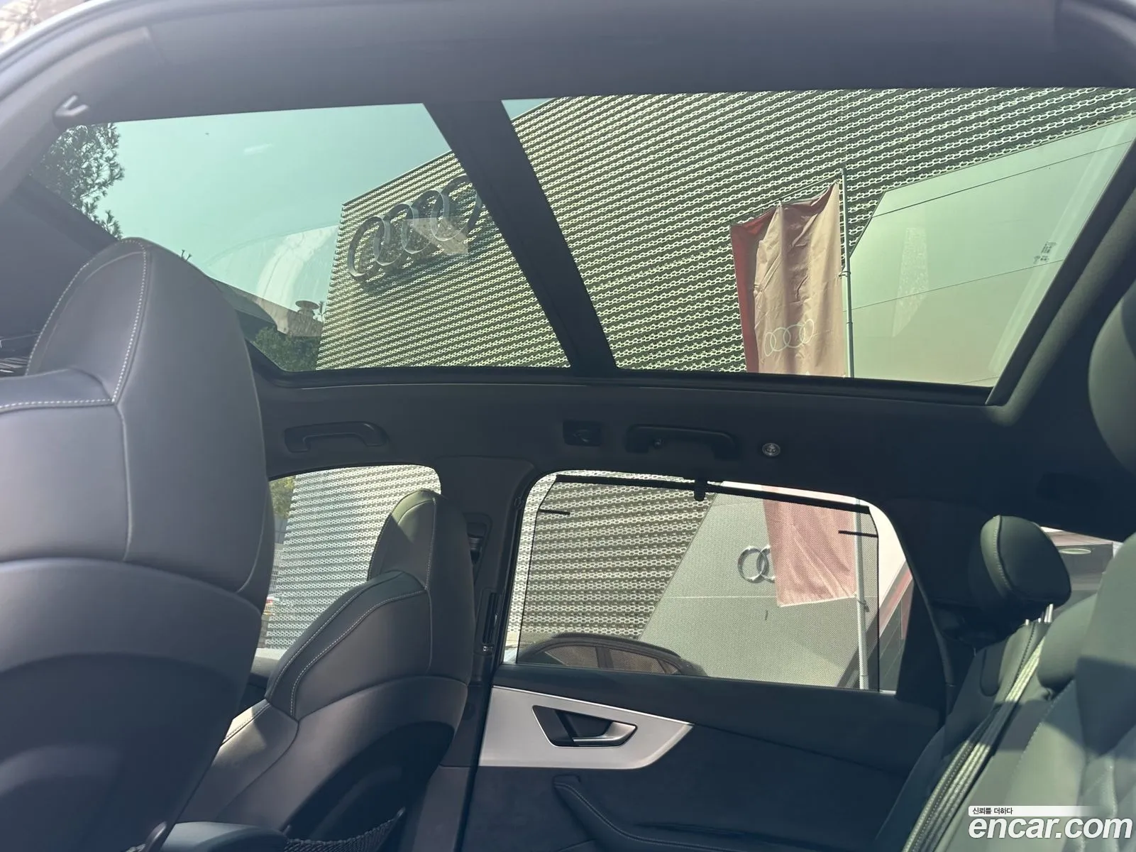 Audi Q7 2026 — 6