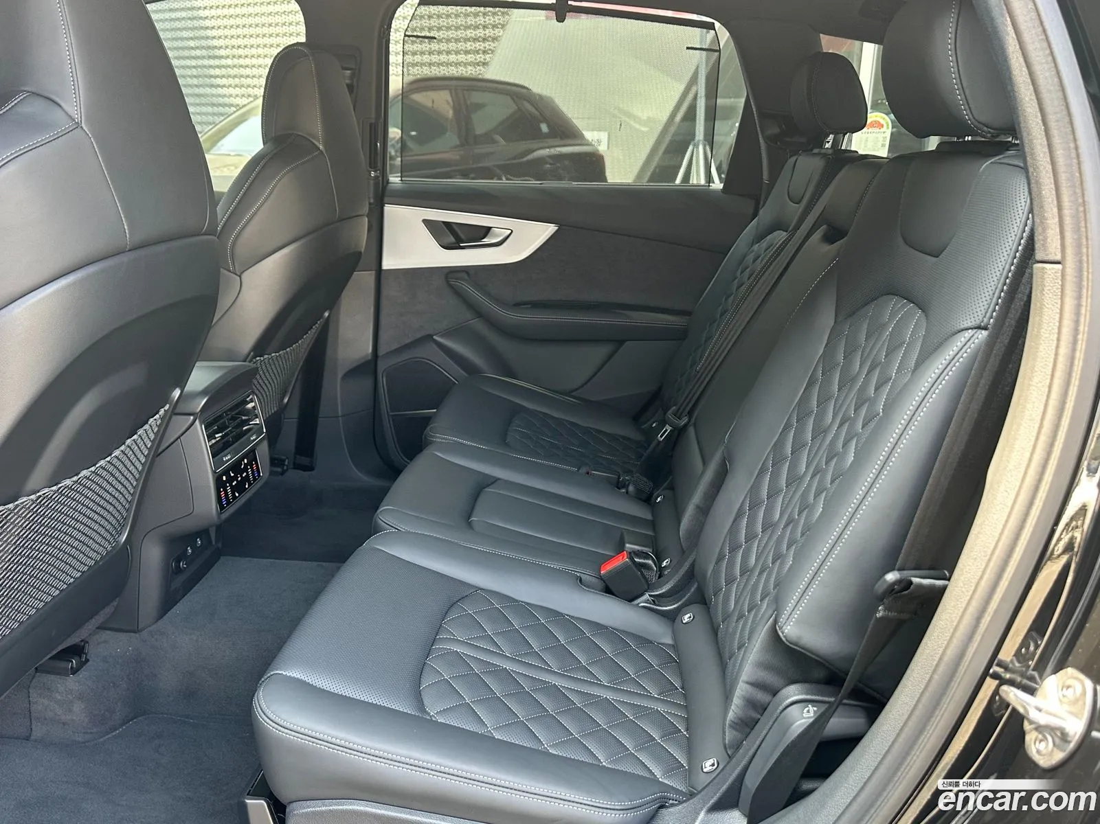 Audi Q7 2026 — 11