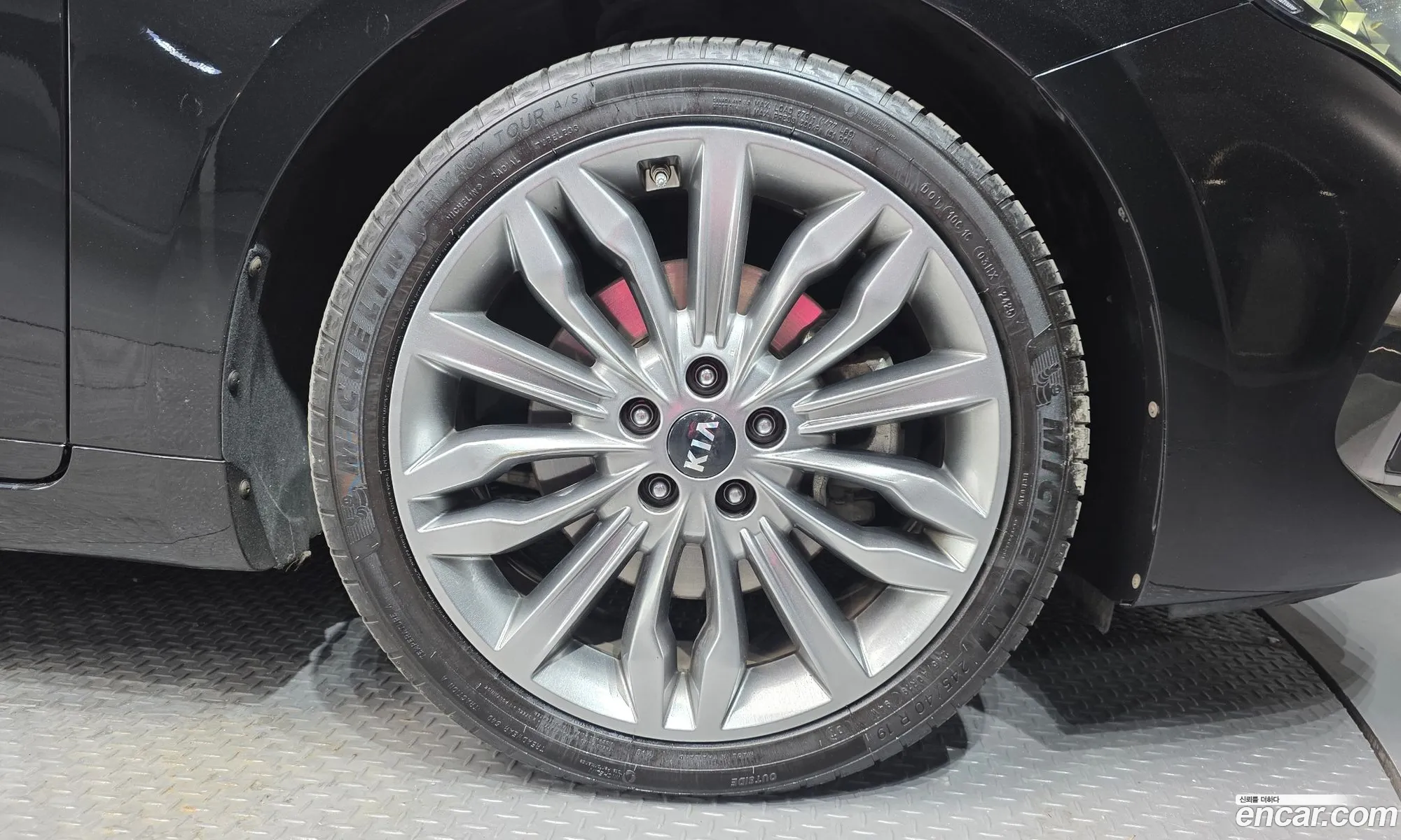 Kia K7 Premier 2019 — 10