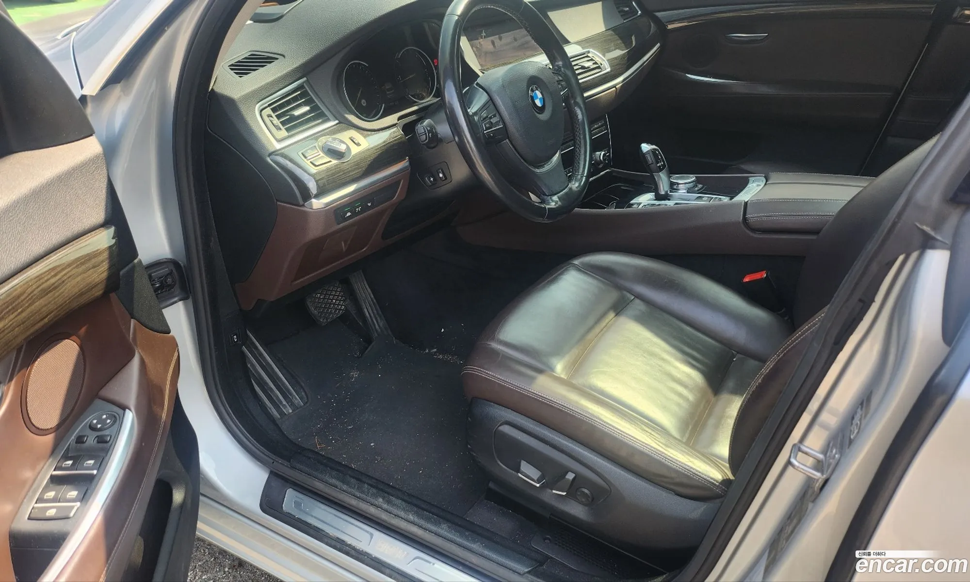 BMW 5 Series GT 2016 — 6